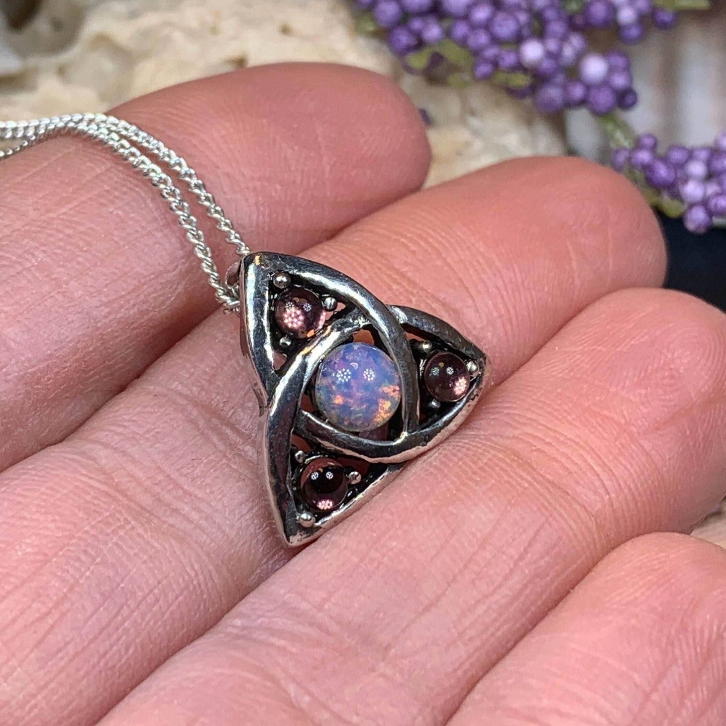 Elven Trinity Knot Necklace - Amethyst