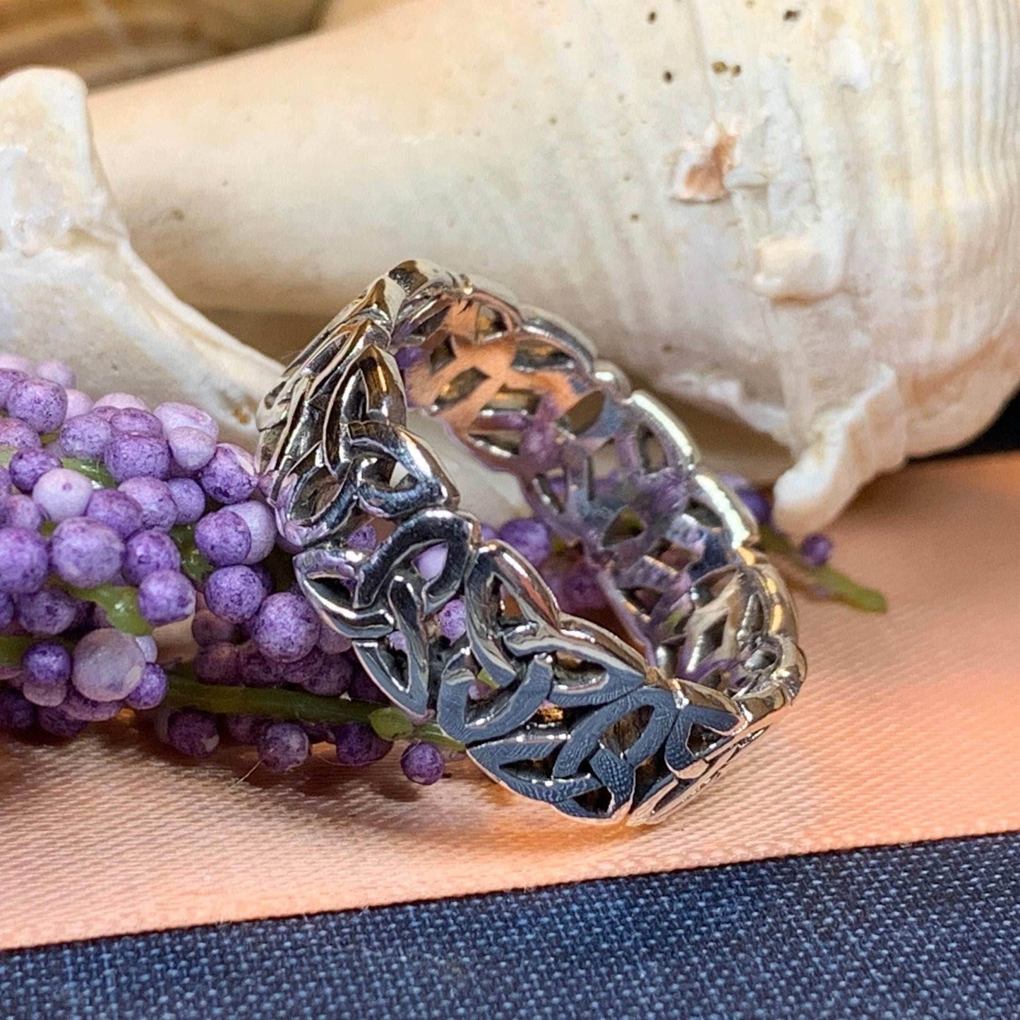 Forever Trinity Knot Ring - 6