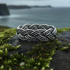 Isolde Celtic Knot Ring