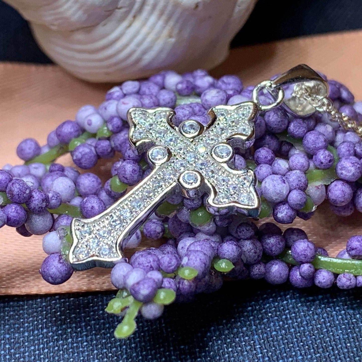 Immaculate Celtic Cross Necklace - 18