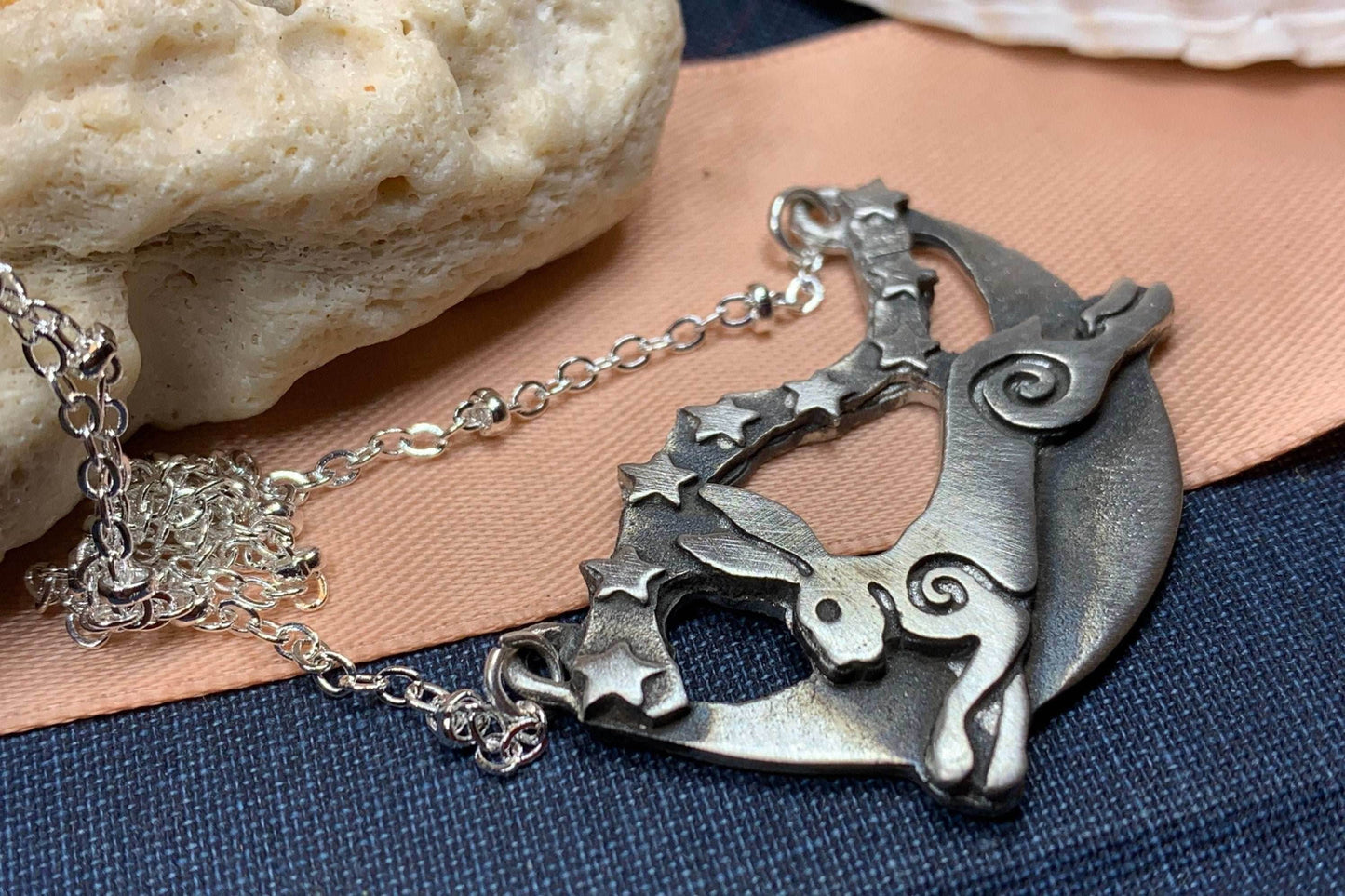 Skyrunner Rabbit Necklace - 