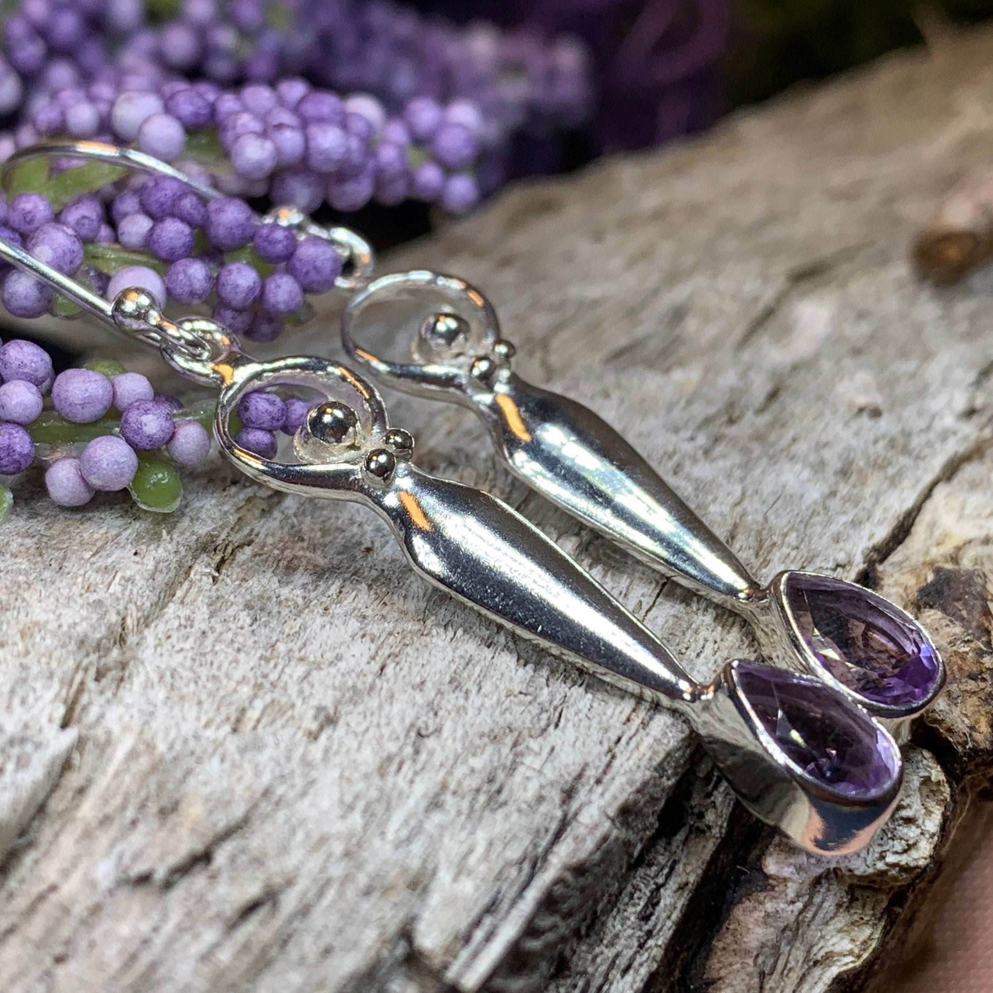 Sky Goddess Earrings - Amethyst Oval