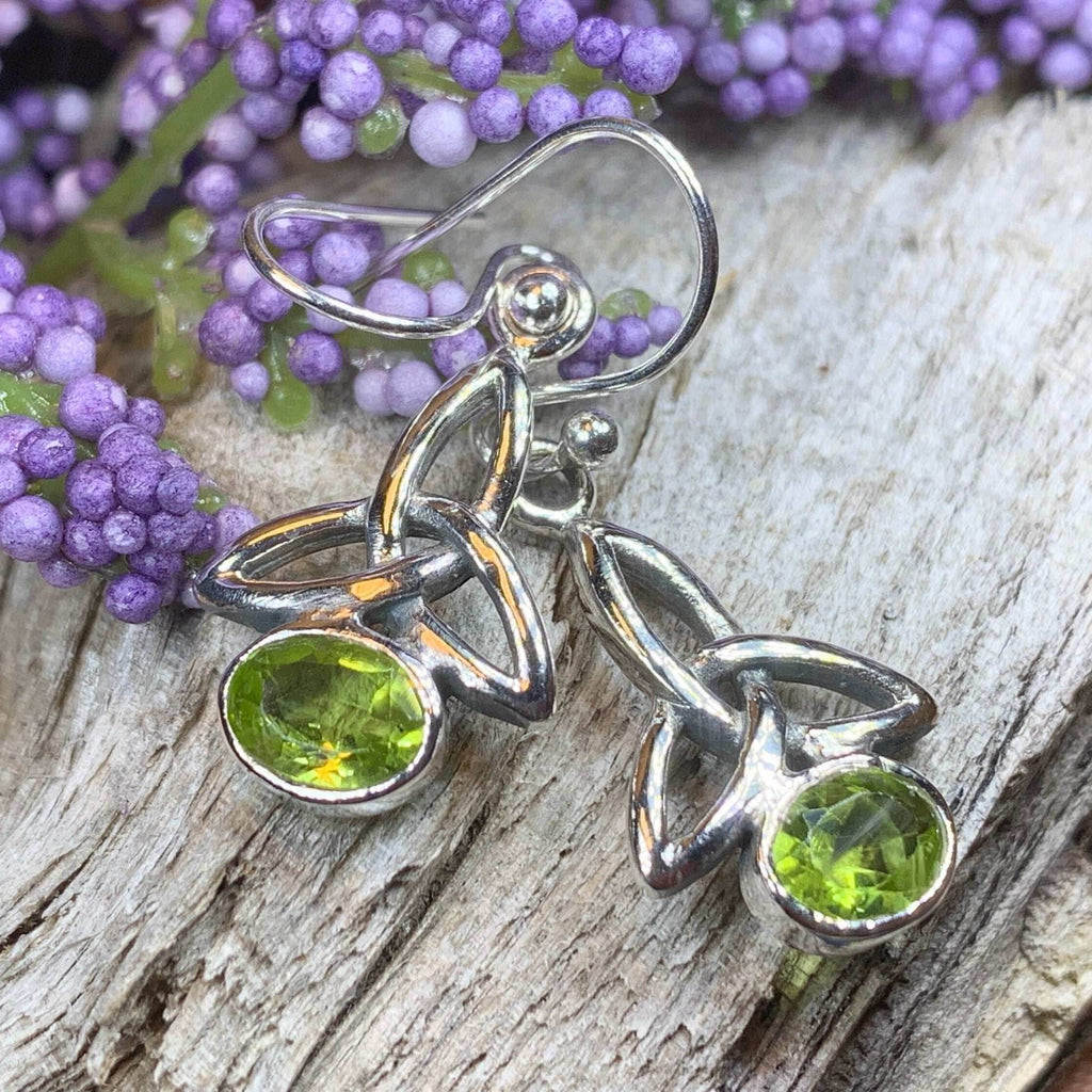 Jayden Trinity Knot Earrings - Peridot