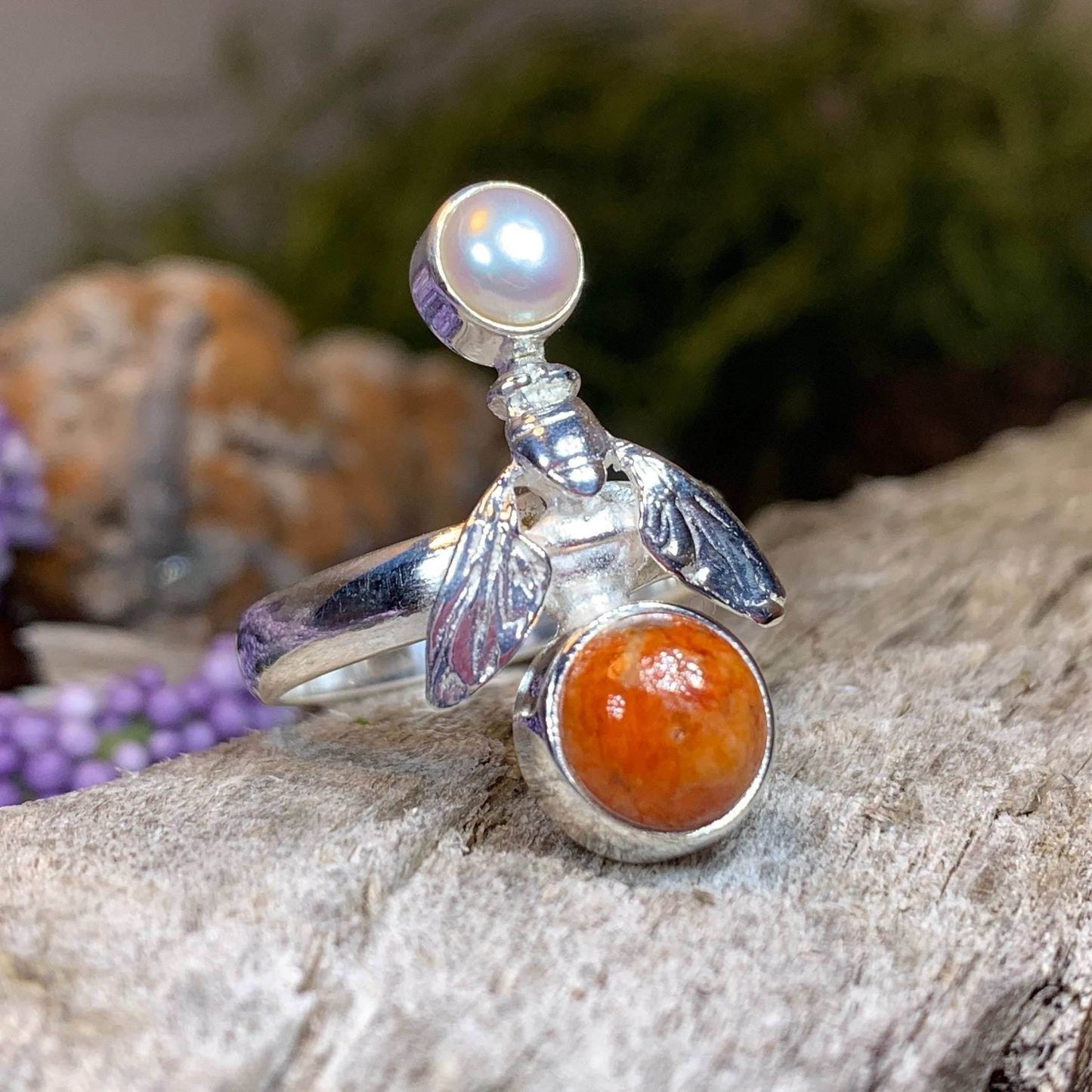 Summer Garden Bee Ring - 7