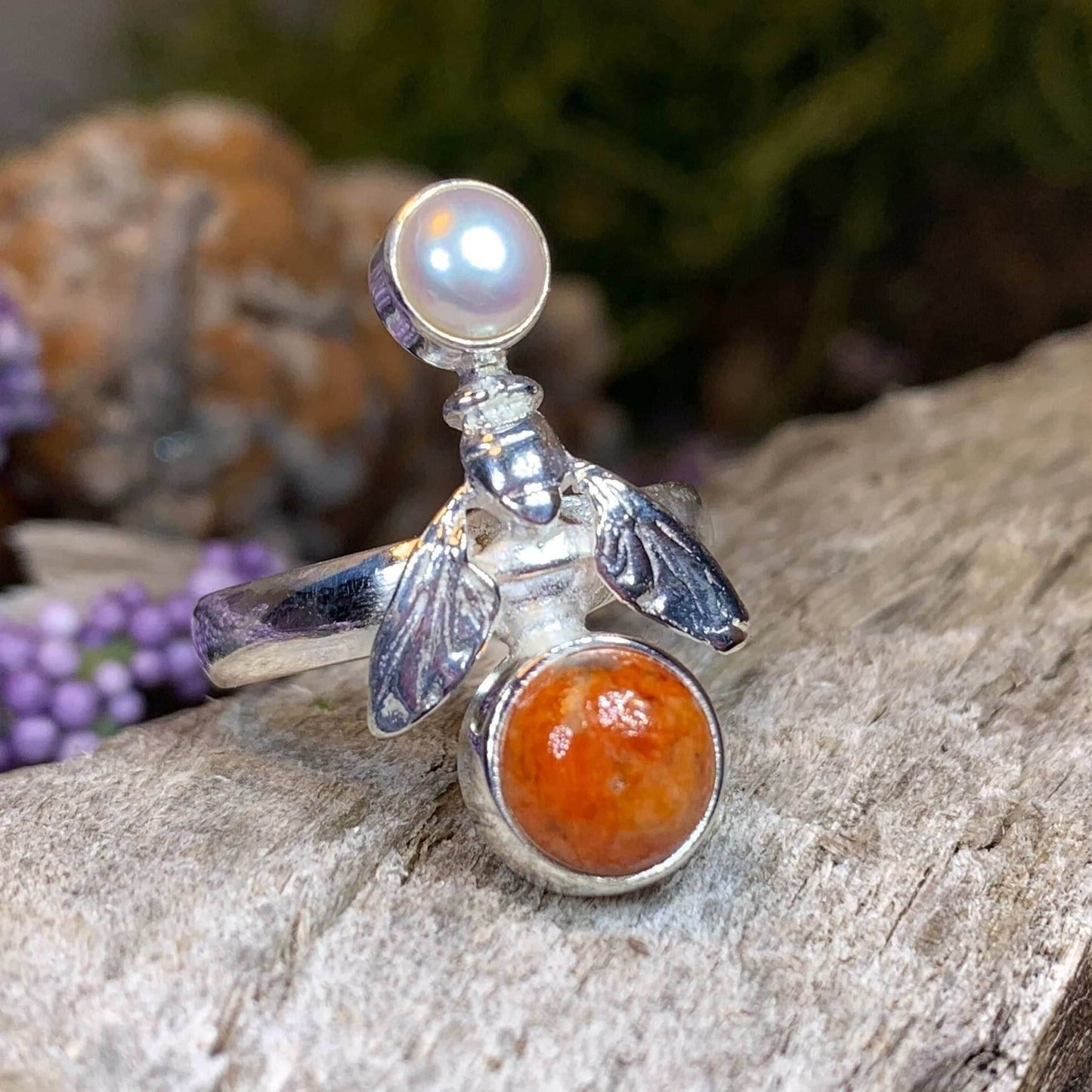 Summer Garden Bee Ring - 7