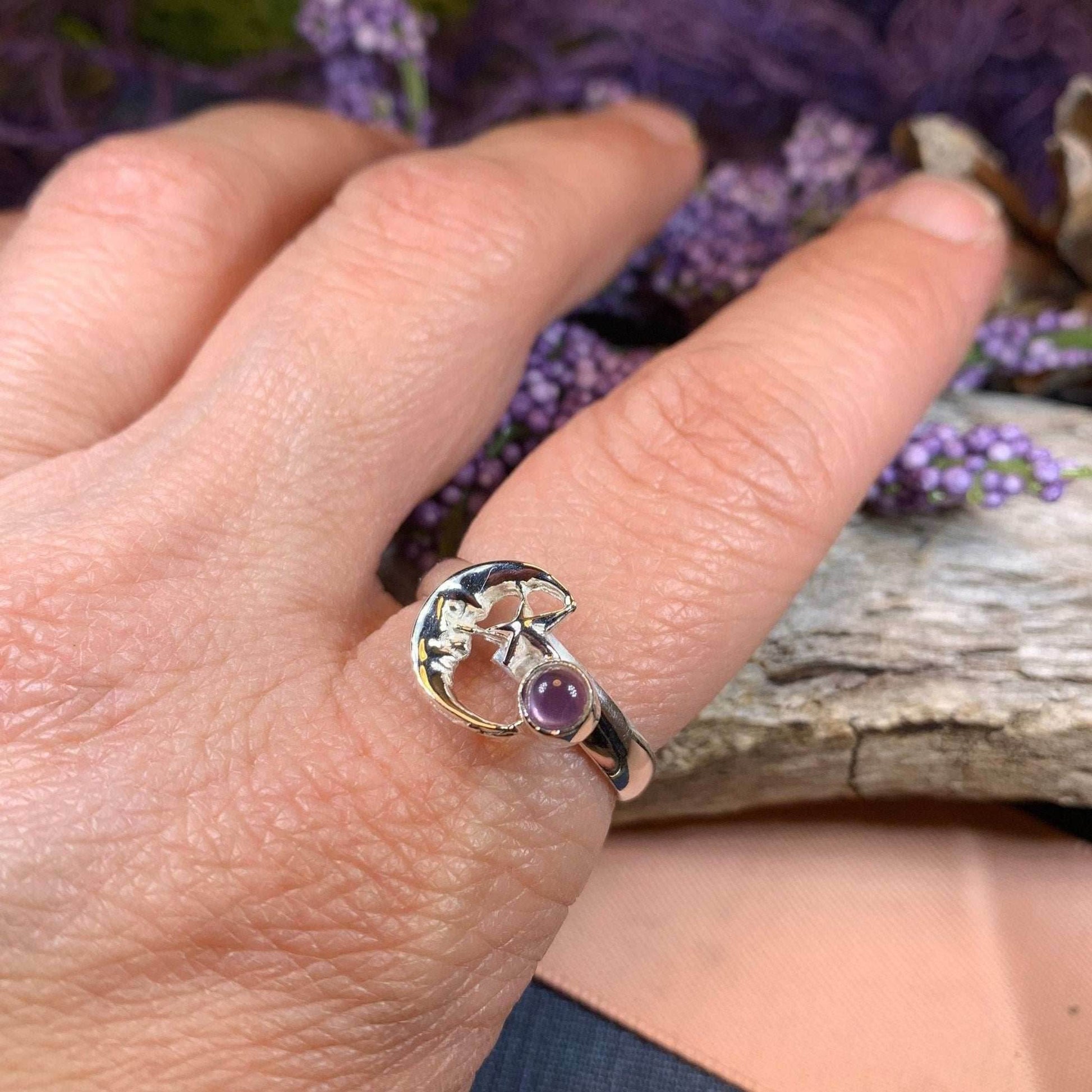 Sweet Dream Crescent Moon Ring - 7 / Amethyst