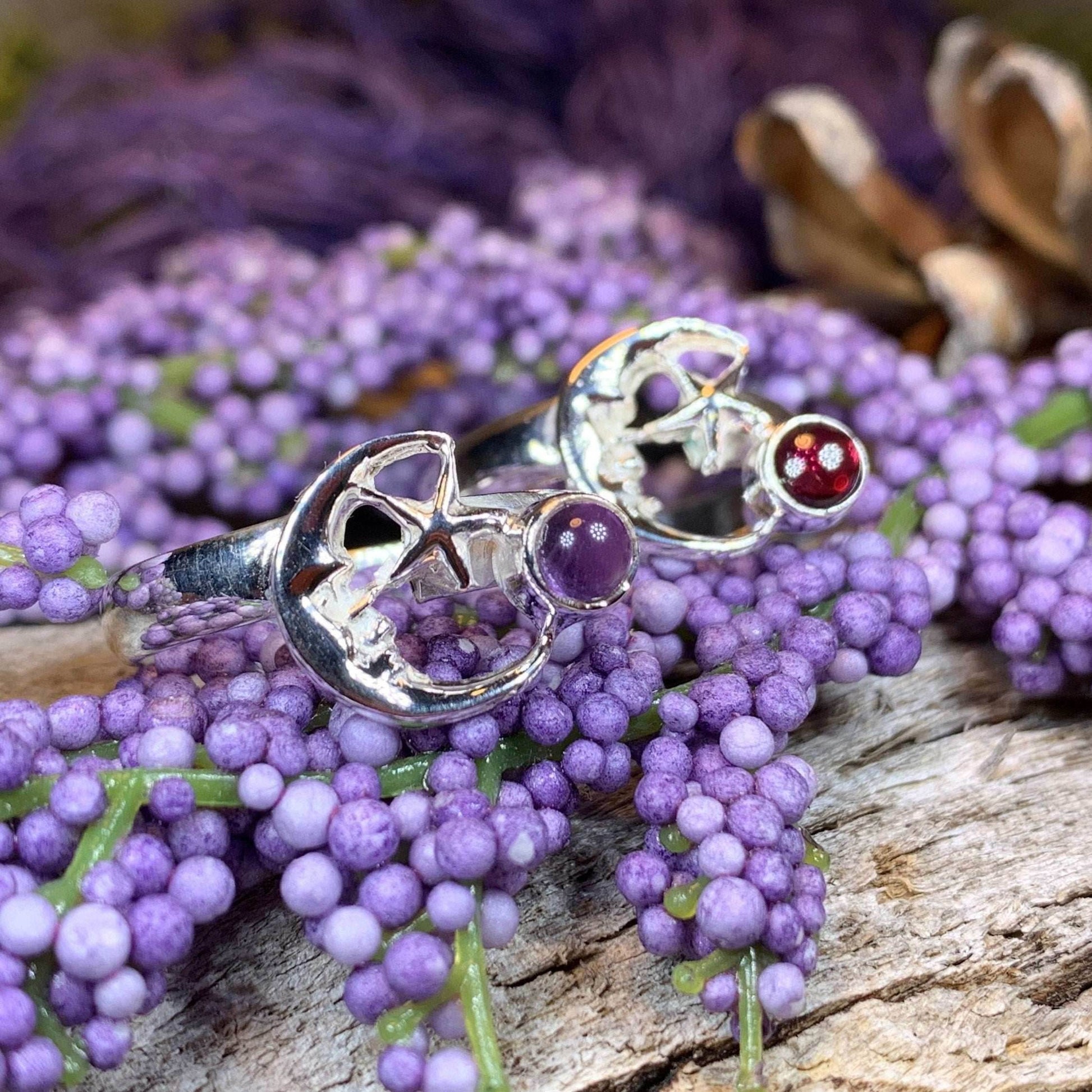 Sweet Dream Crescent Moon Ring - 7 / Amethyst