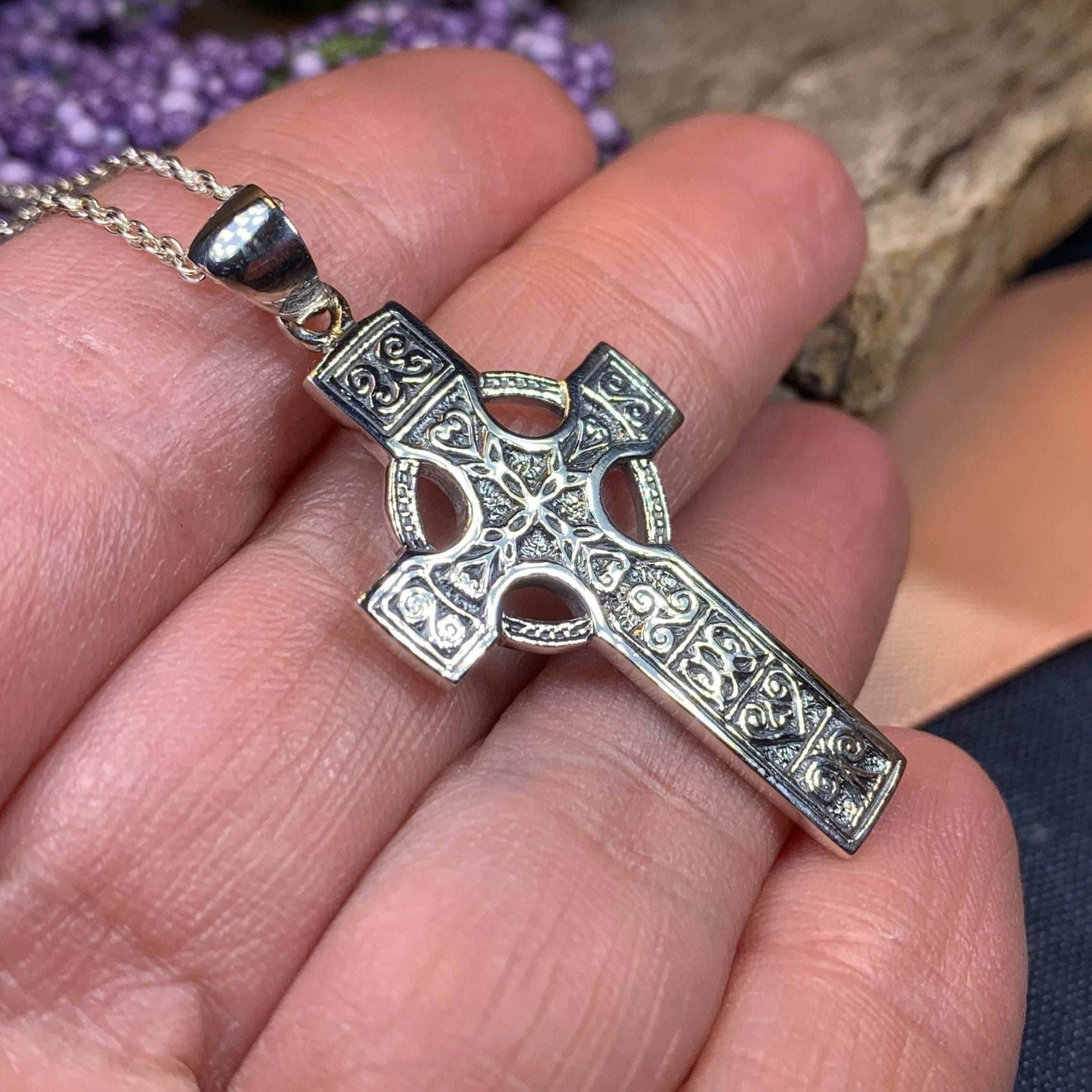 Columba Celtic Cross Necklace - 18