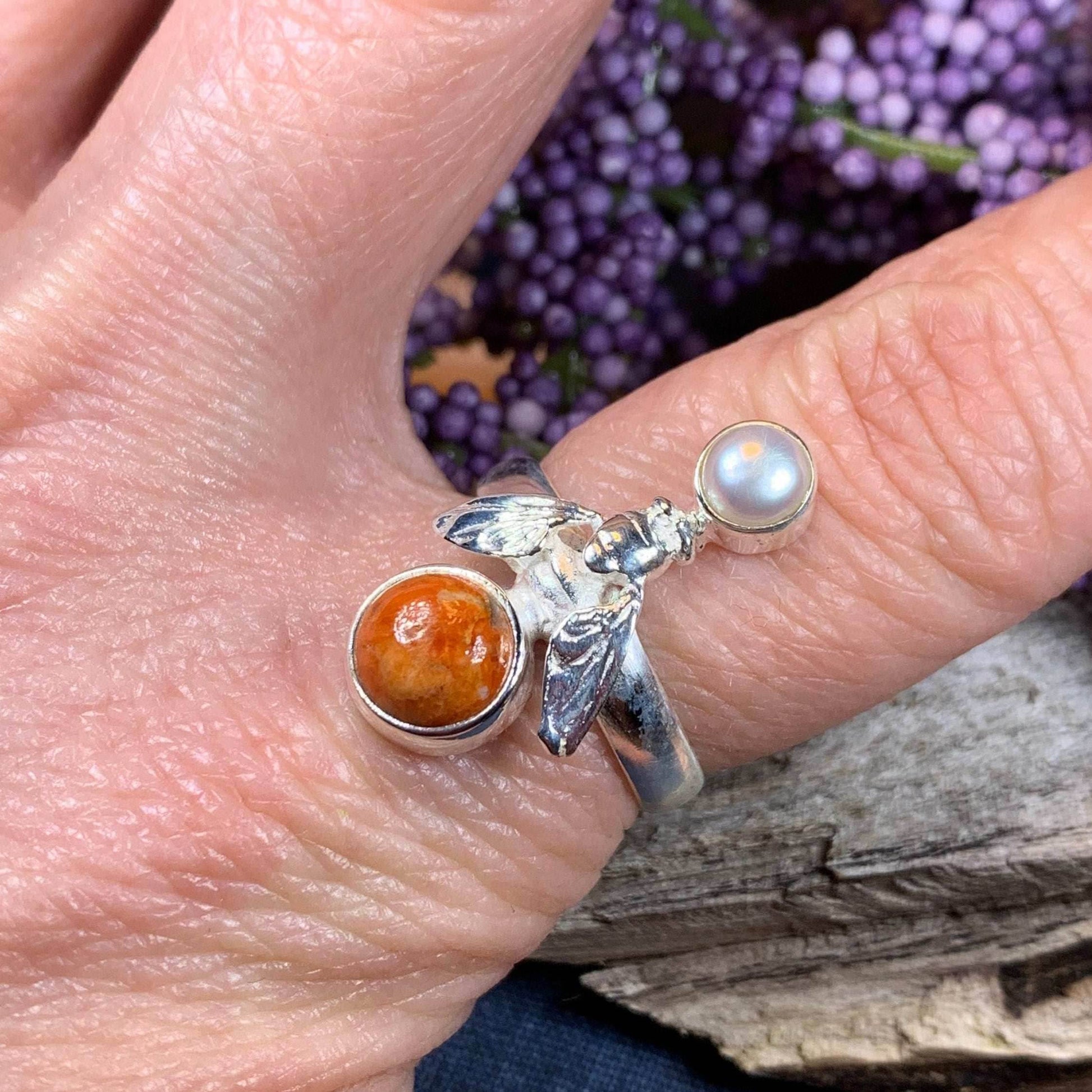 Summer Garden Bee Ring - 7