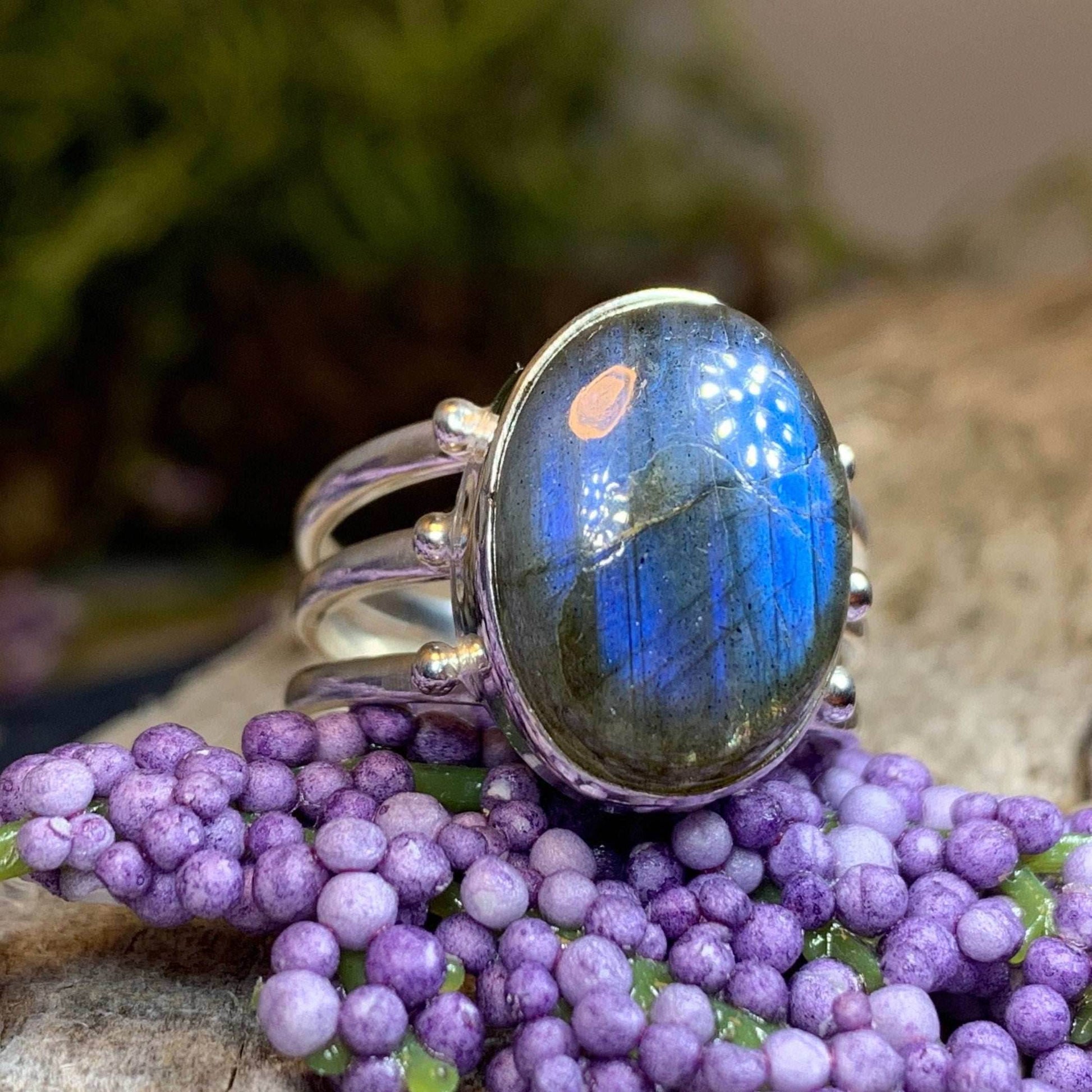 Celtic Mystic Labradorite Ring - 8 / Oval