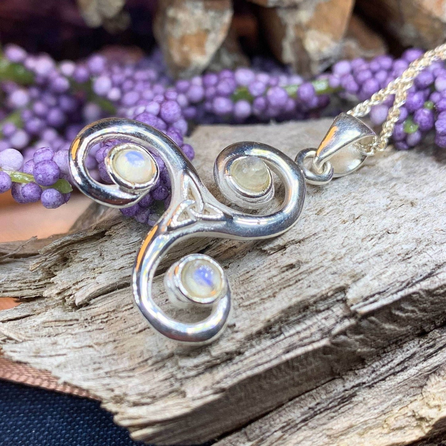 Jennie Celtic Spiral Necklace - 18 / Moonstone