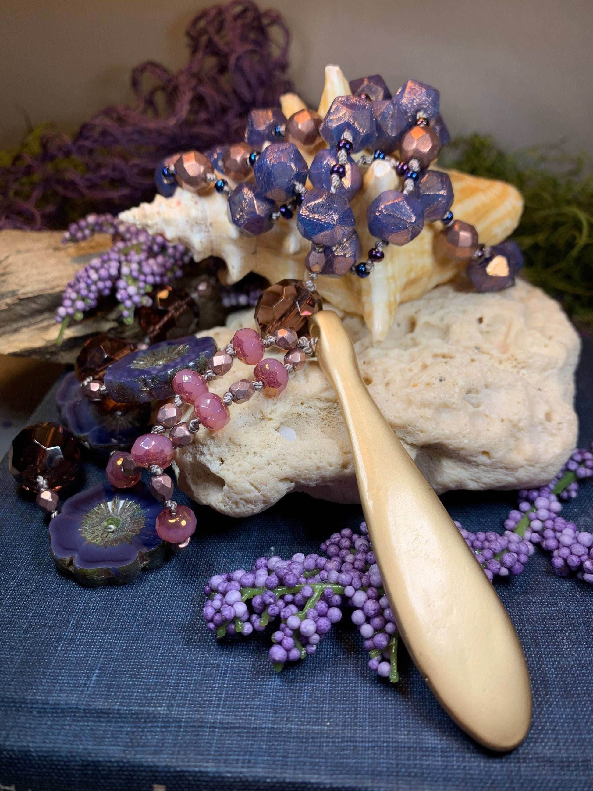 Gibson Girl Long Necklace - 