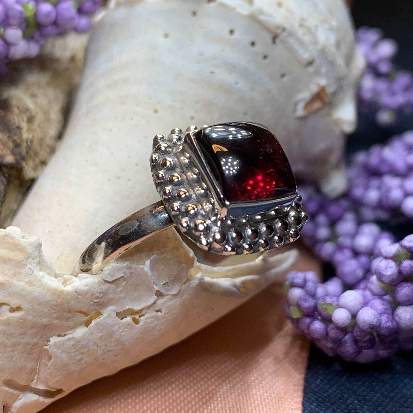 Tudor Princess Ring - 7 / Amethyst