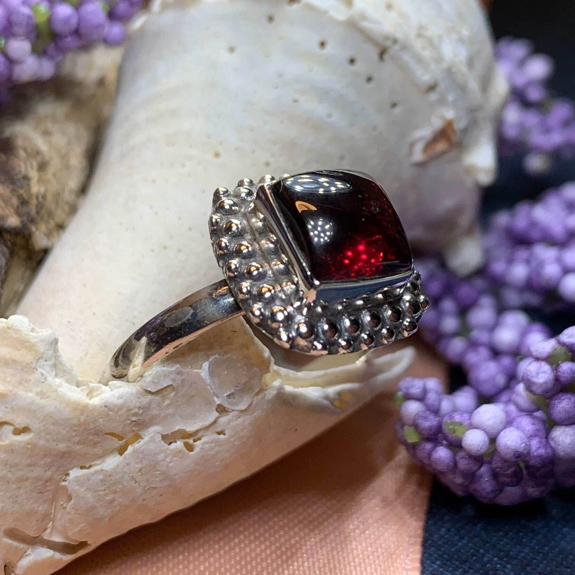 Tudor Princess Ring - 7 / Amethyst