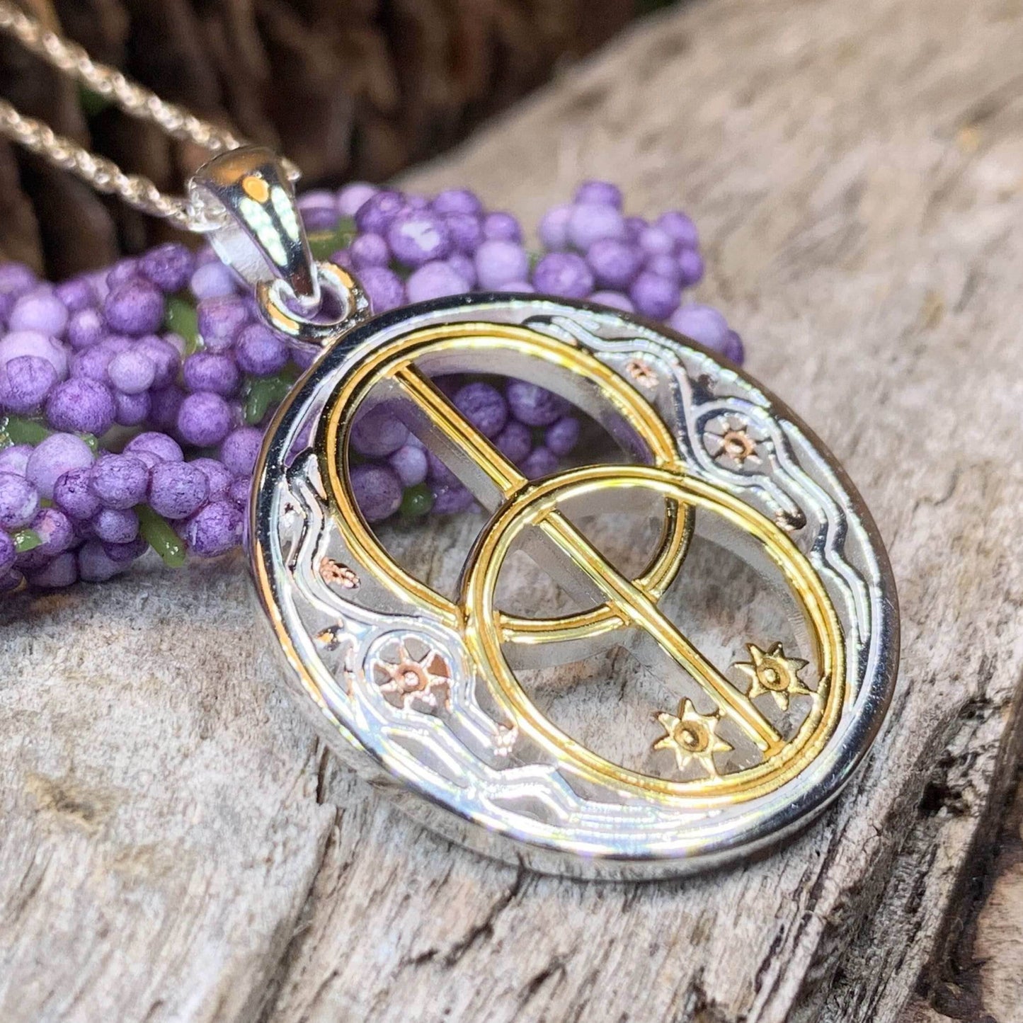 Reganne Chalice Well Necklace - 18