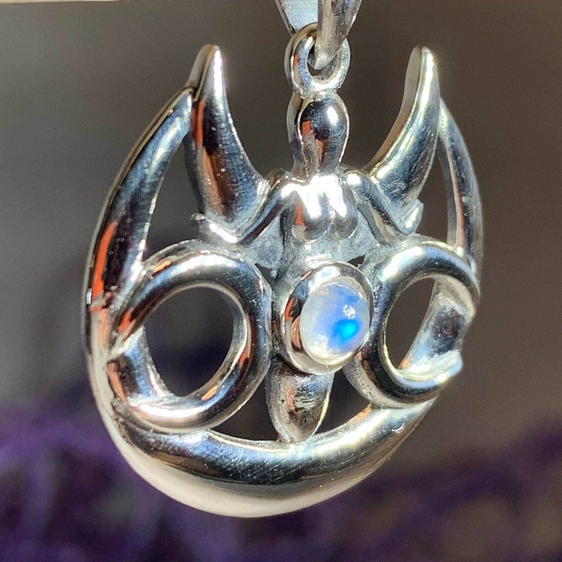 Keilia Triple Moon Goddess Necklace - 18