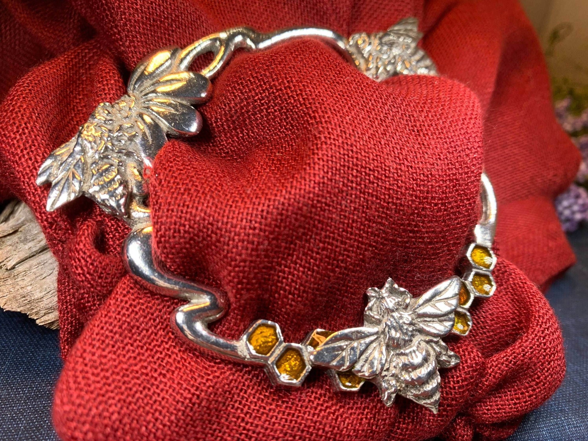 Bee & Honeycomb Scarf Ring - 