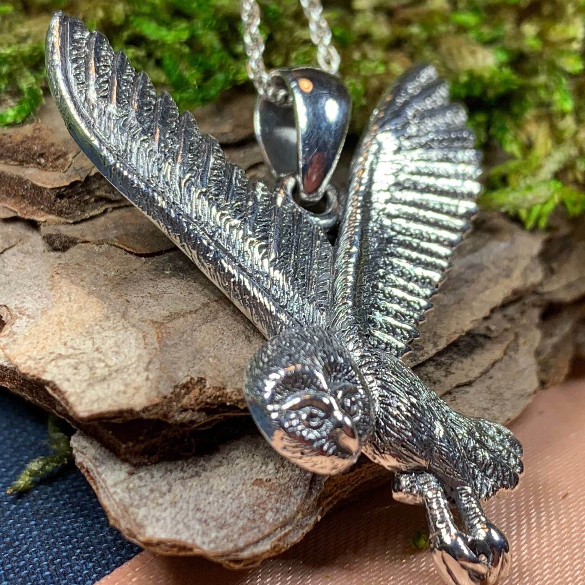 Midnight Flight Owl Necklace - 18