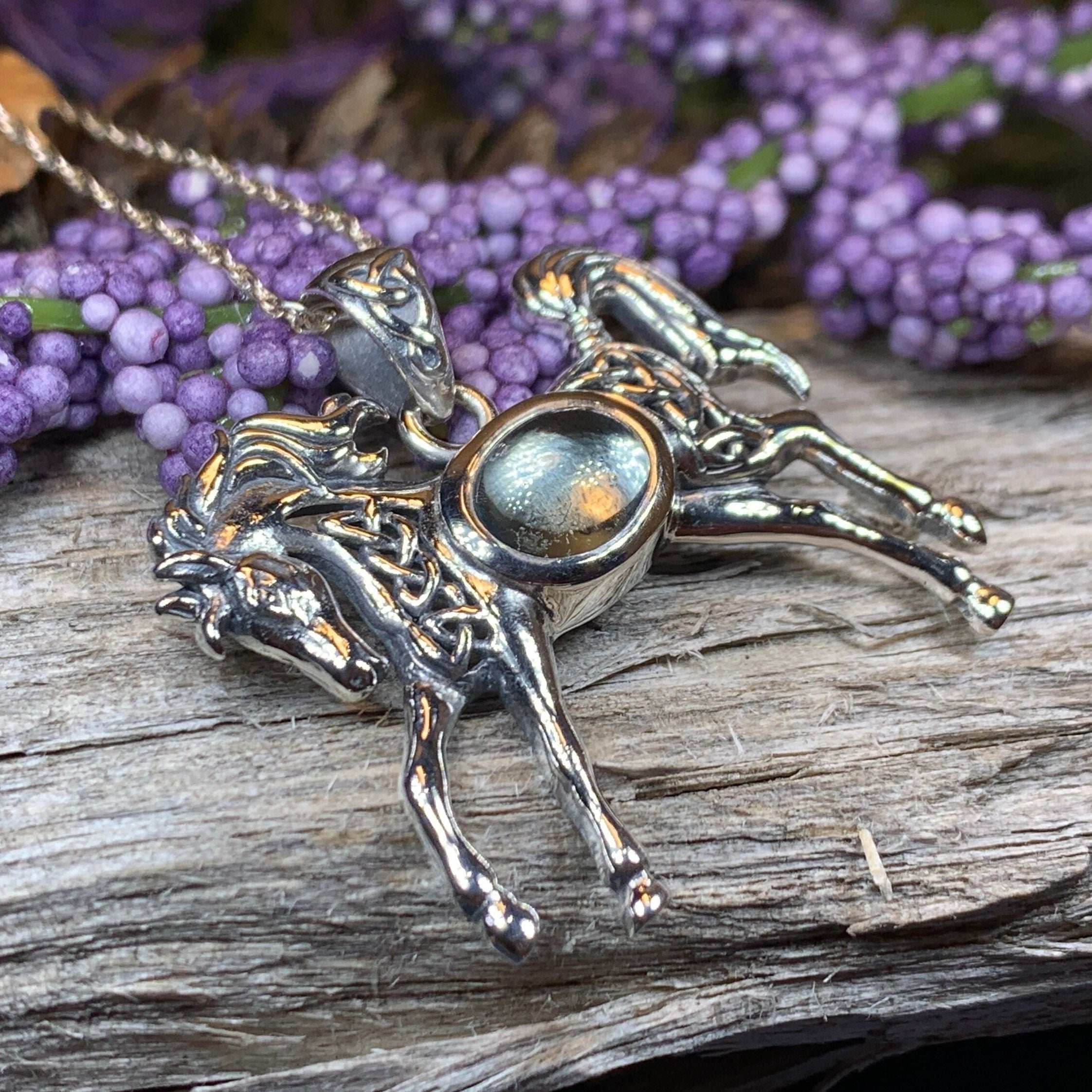 Finbar Horse Necklace - 18 / Amethyst