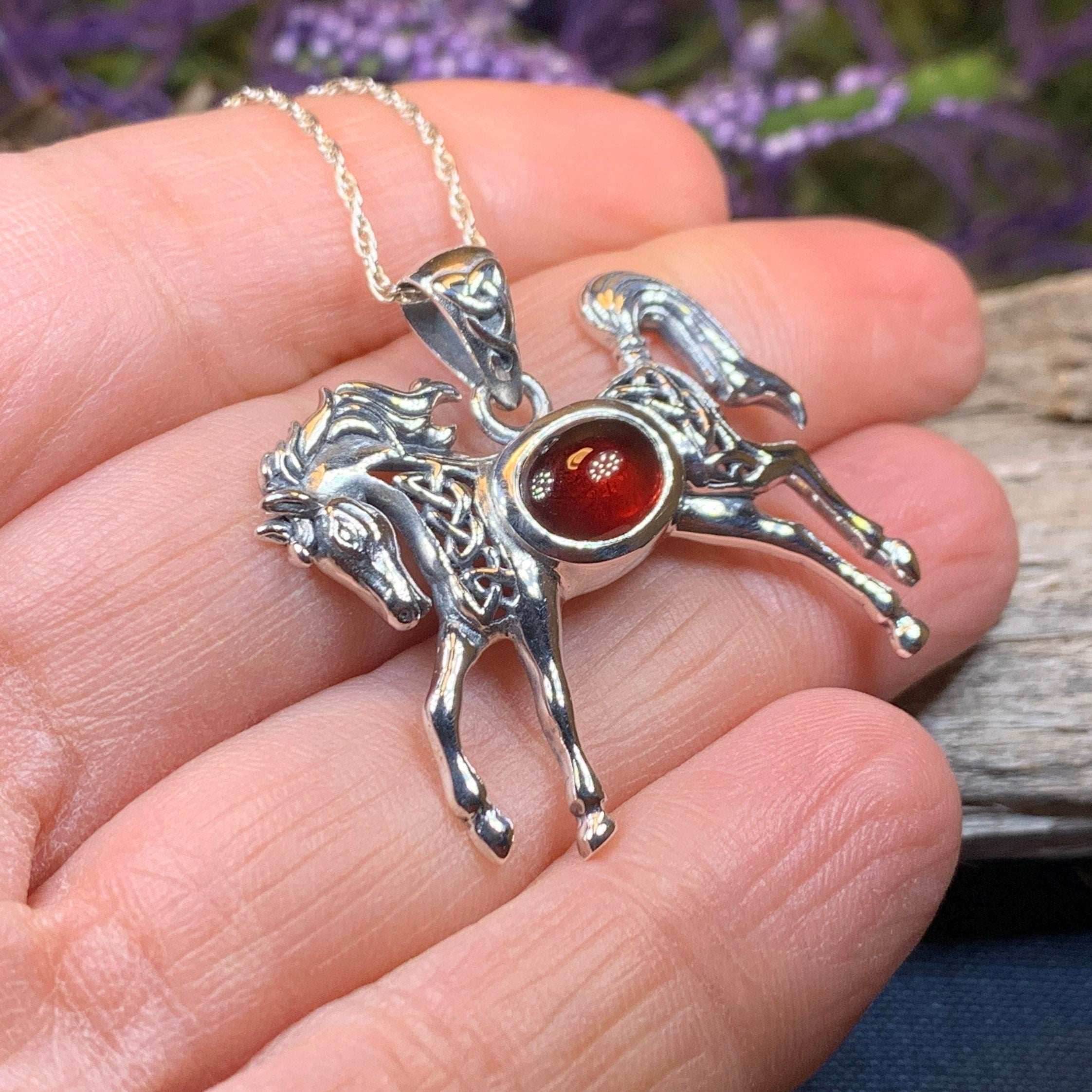 Finbar Horse Necklace - 18 / Amethyst