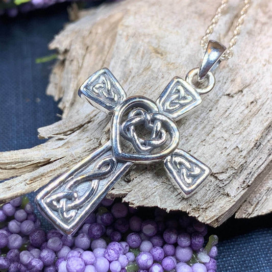 Noble Heart Celtic Cross Necklace - 18