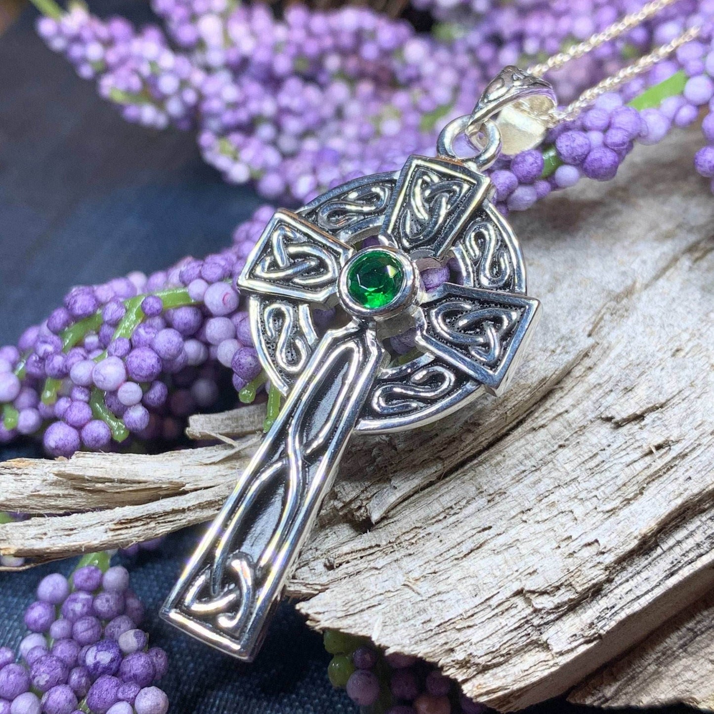 Classic Celtic Cross Necklace - 18