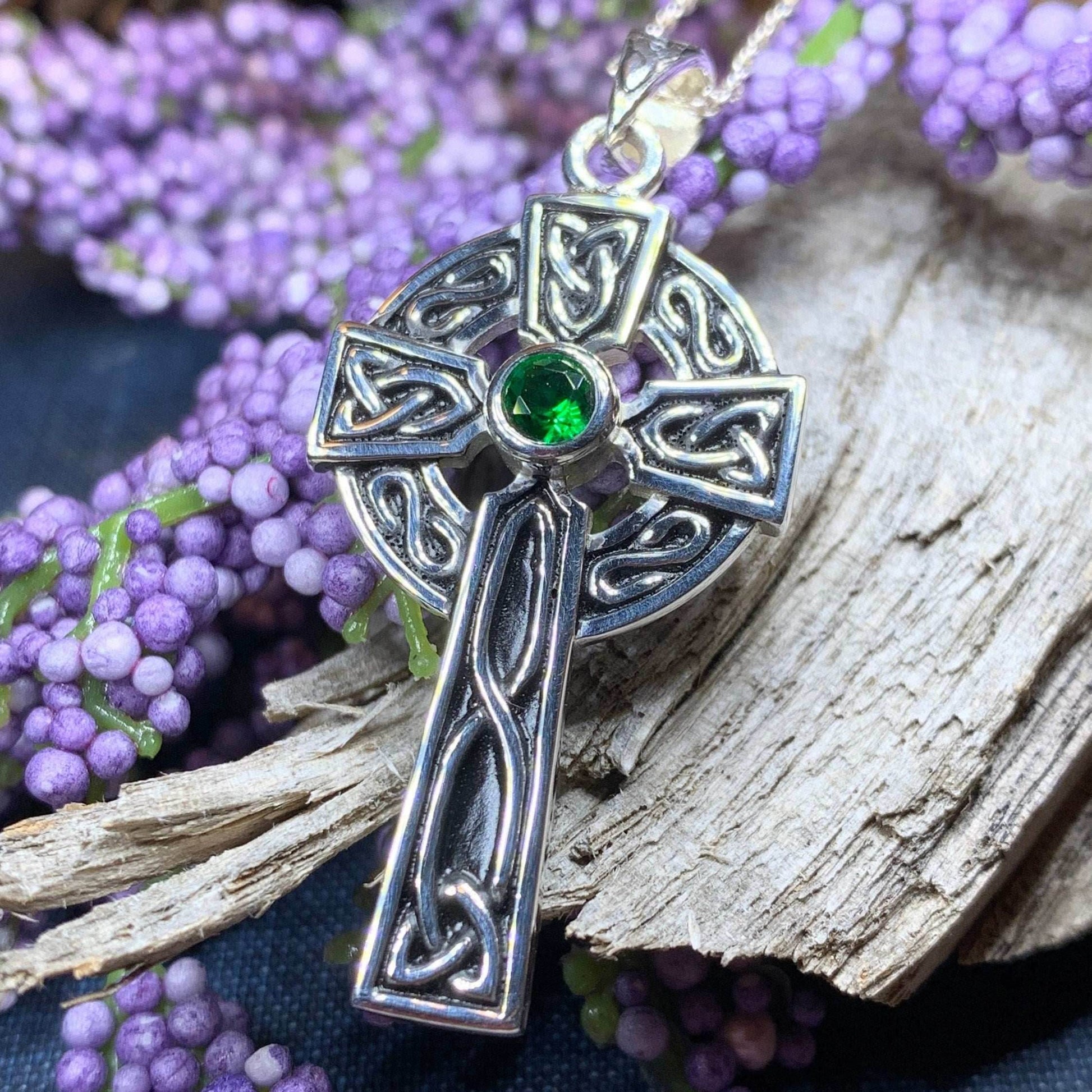 Classic Celtic Cross Necklace - 18