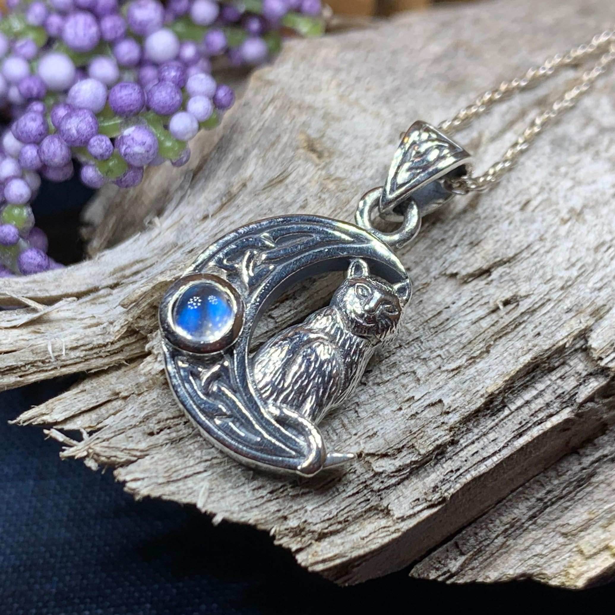 Celtic Cat in the Moon Necklace - 18 / Amethyst