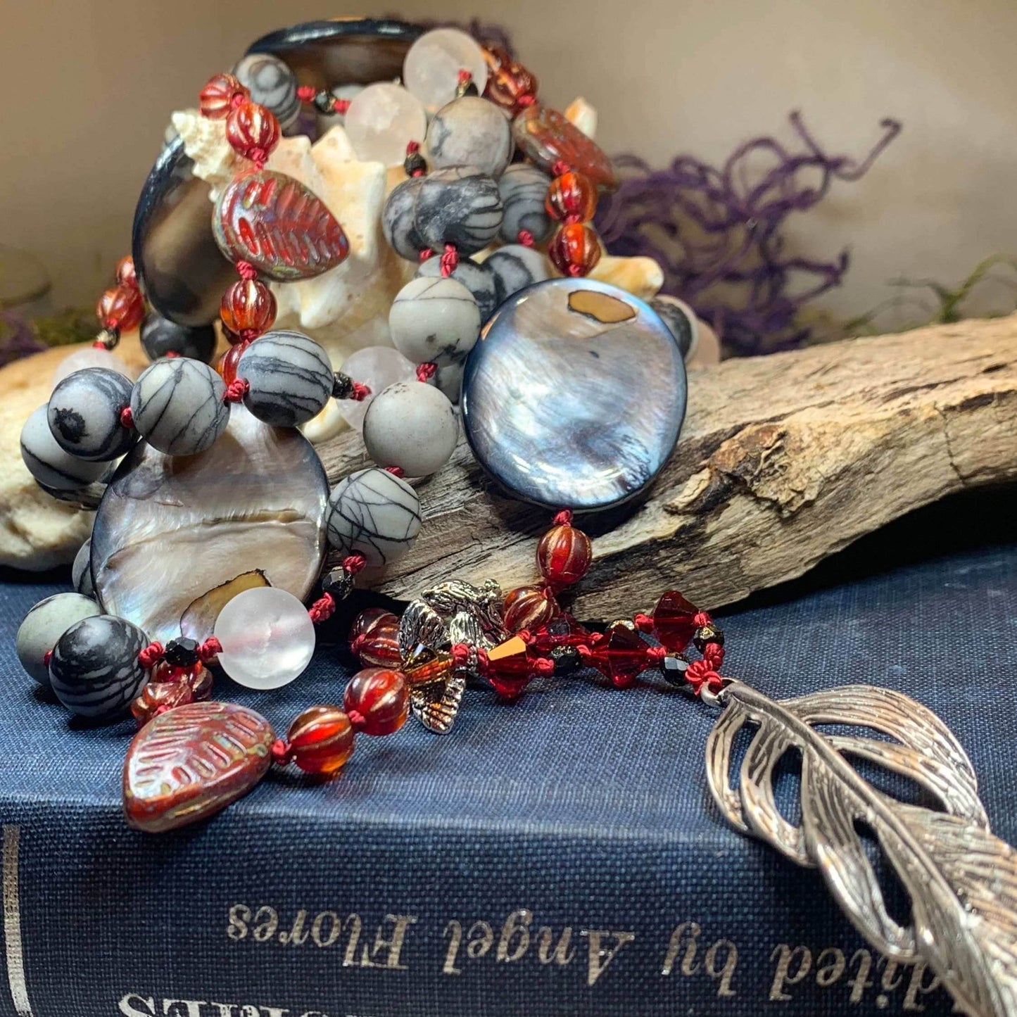 Red Skies Feather Long Necklace - 