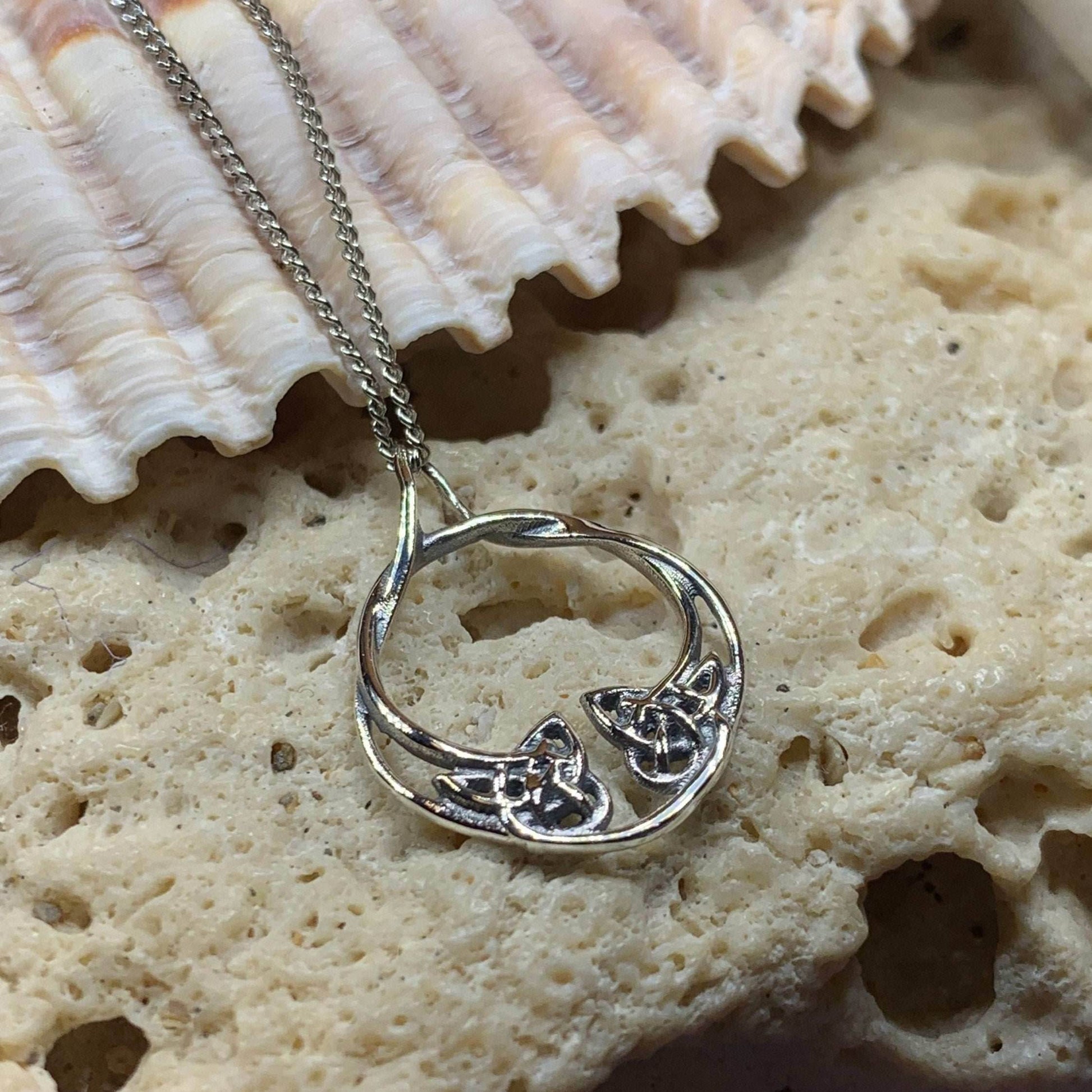 Kathleen Celtic Knot Necklace - 18