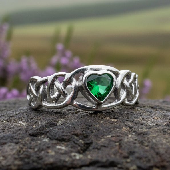 Amore Celtic Heart Ring