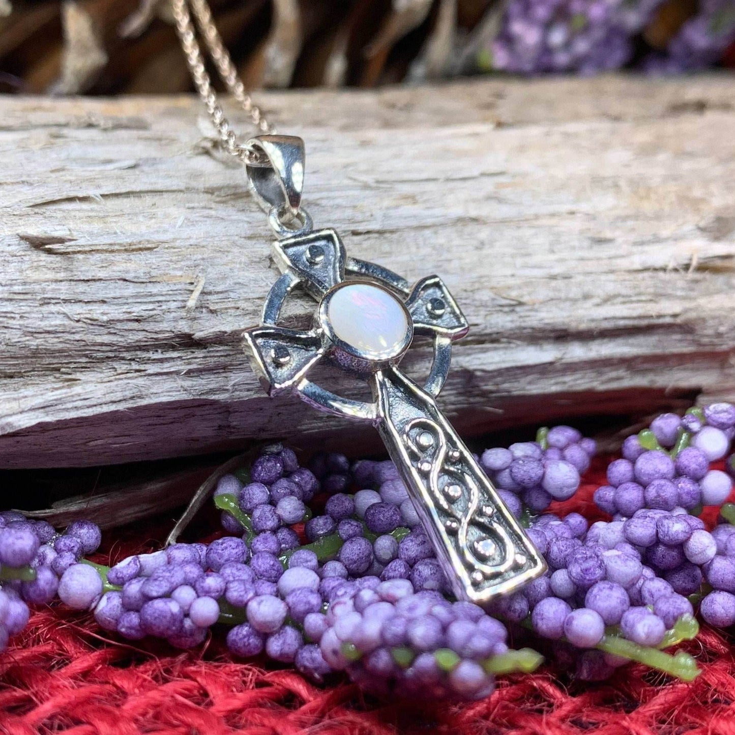 Tinturn Celtic Cross Necklace - 18