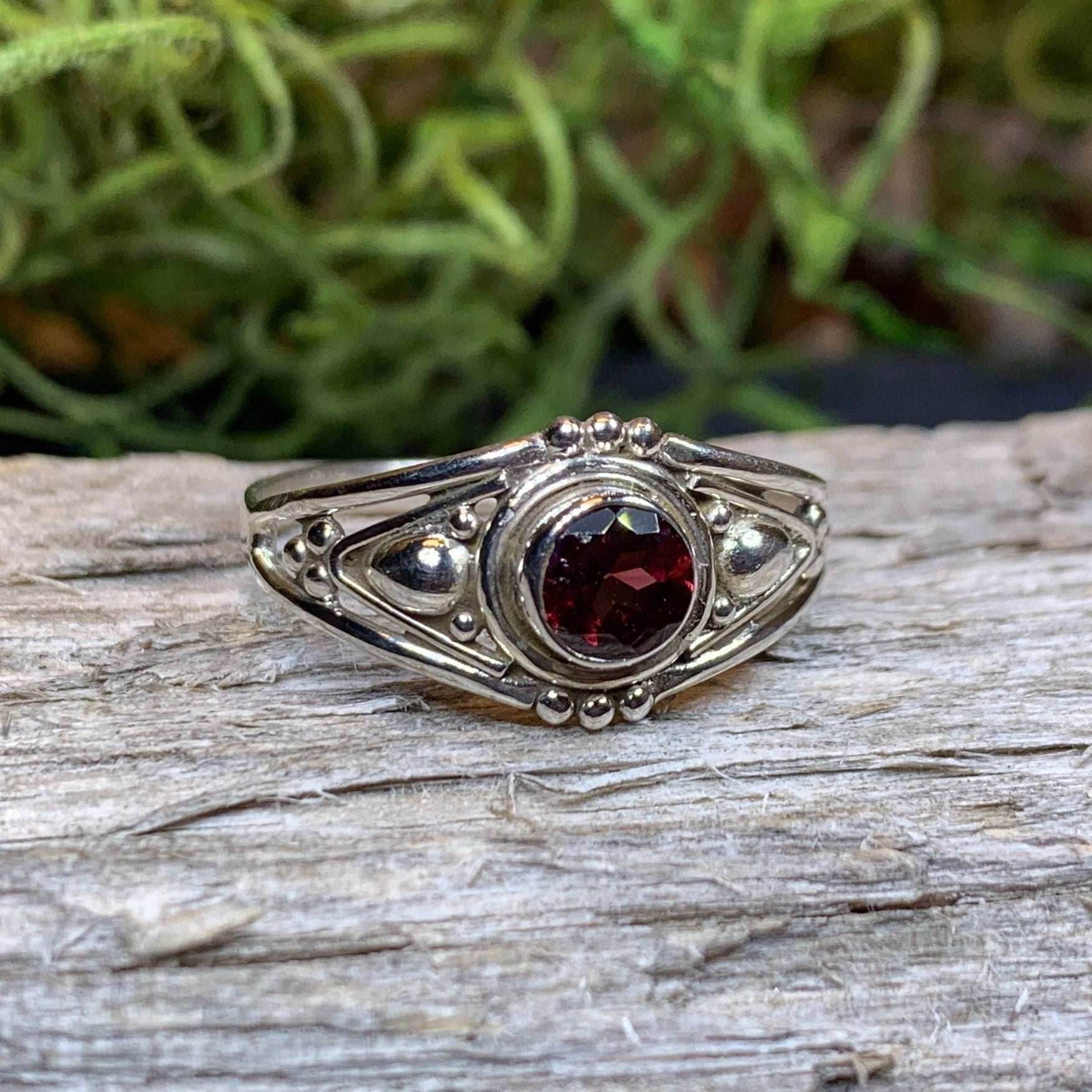 Klarina Celtic Ring - 7 / Amethyst