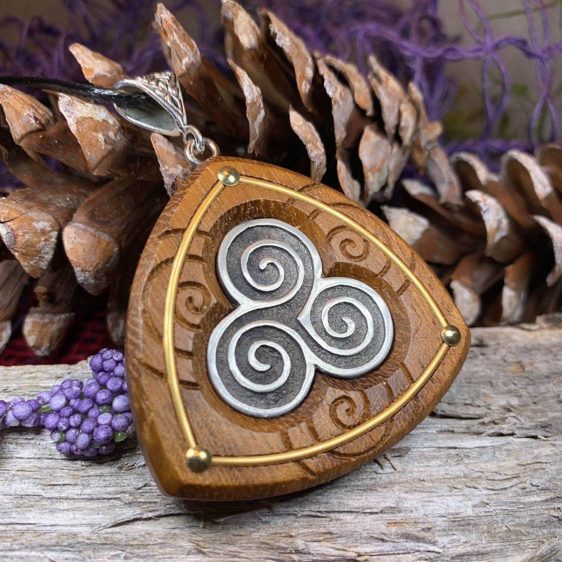 Hallglen Triple Spiral Necklace - 