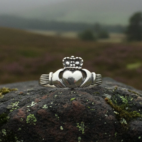 Cora Claddagh Ring