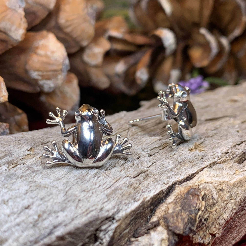 Shayla Frog Post Earrings - 