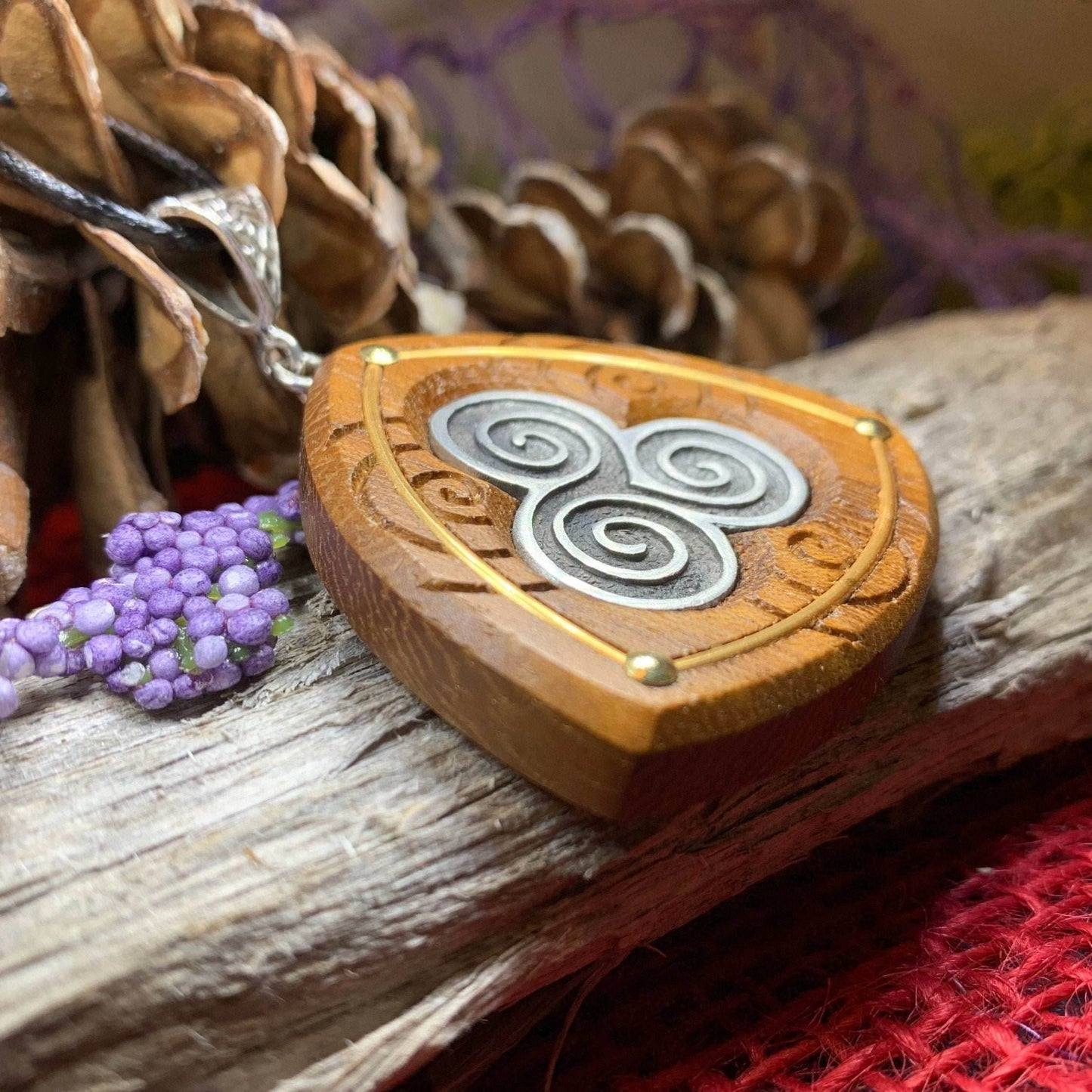 Hallglen Triple Spiral Necklace - 