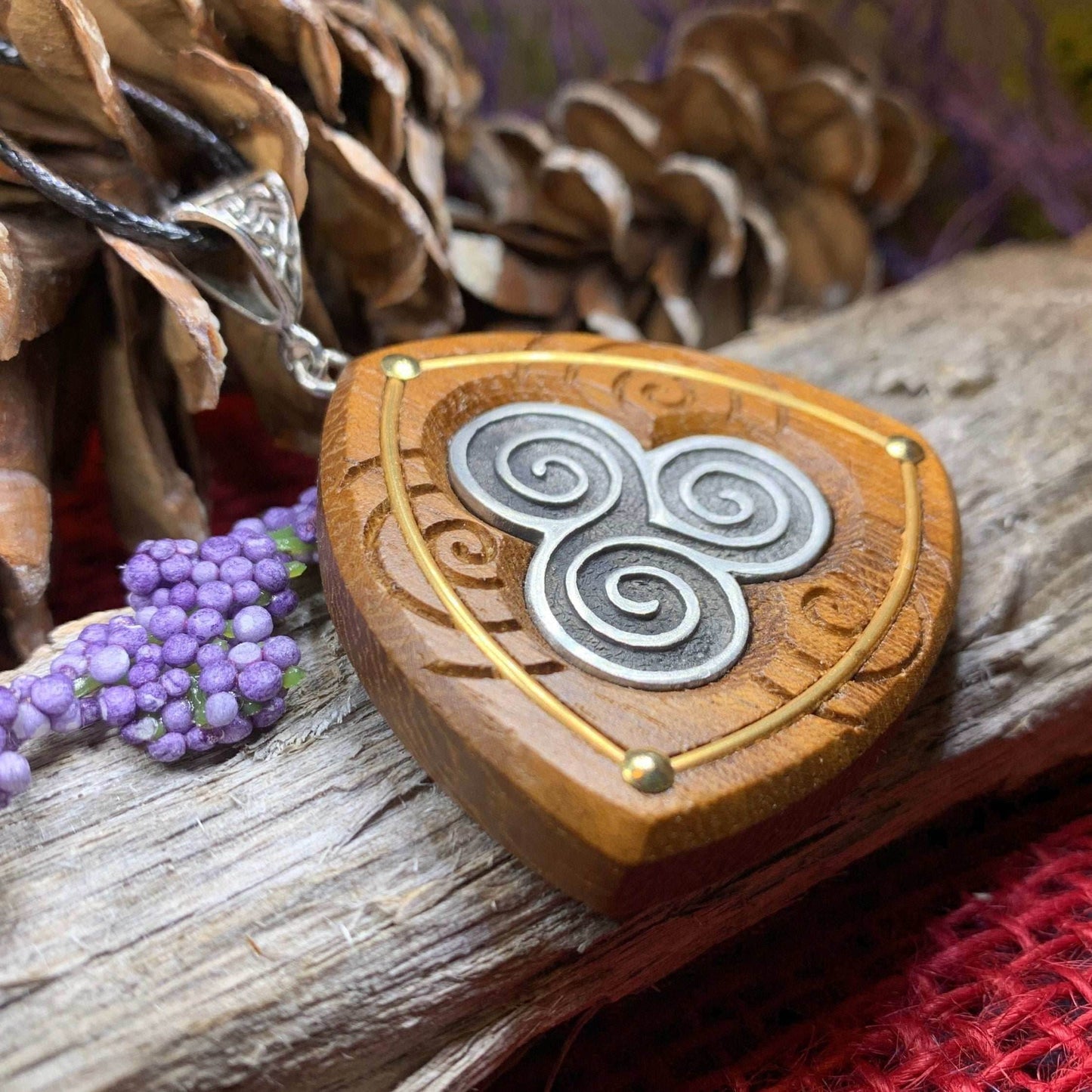 Hallglen Triple Spiral Necklace - 