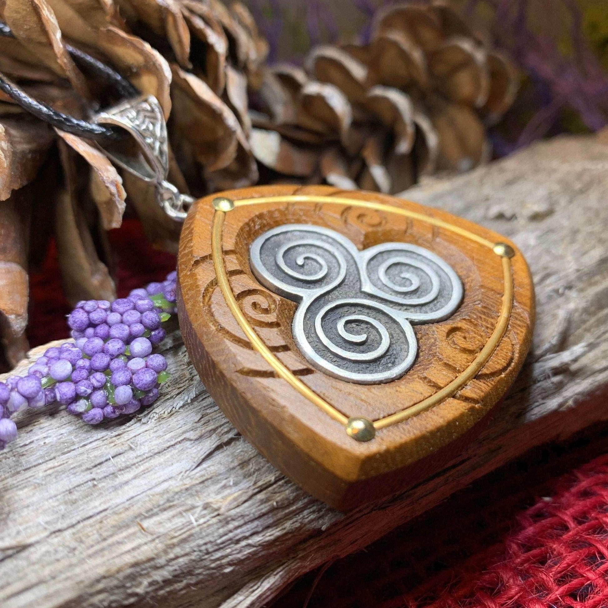 Hallglen Triple Spiral Necklace - 