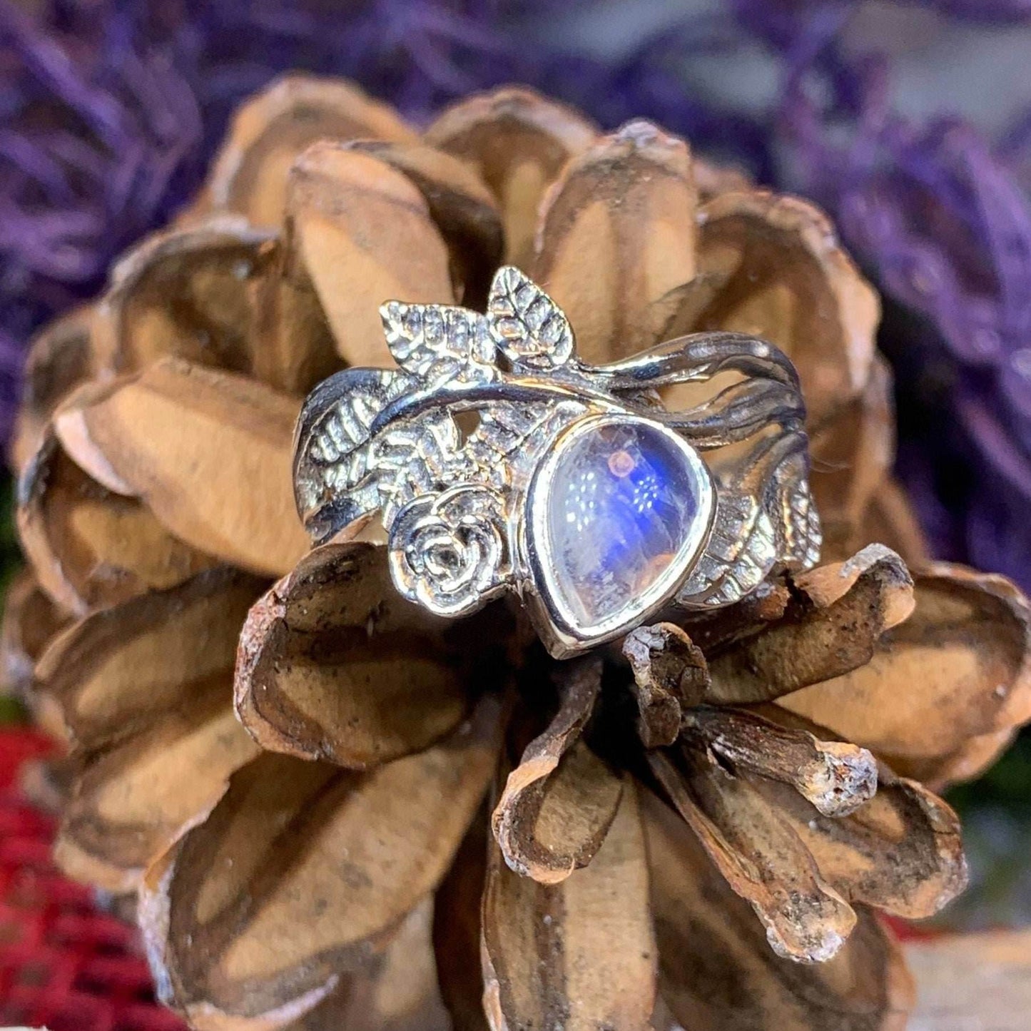 Wild Irish Rose Ring - 6 / Moonstone