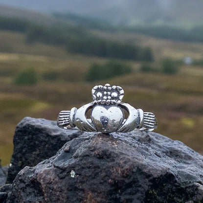 Cora Claddagh Ring