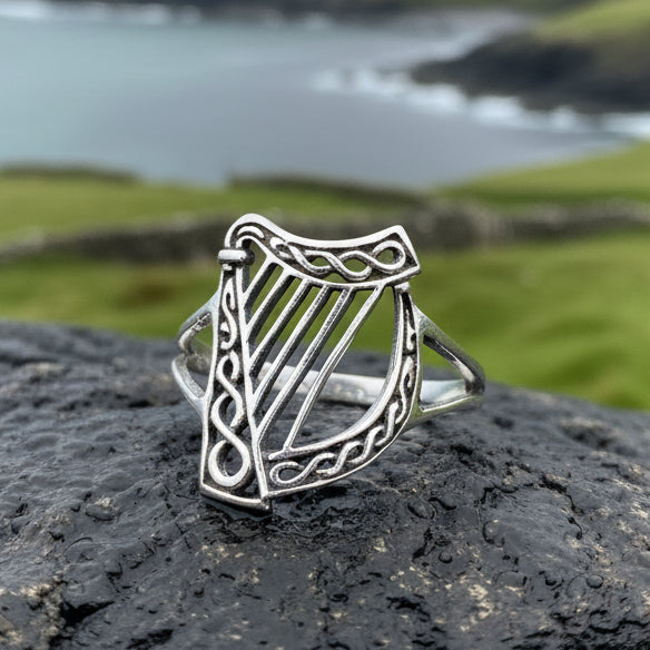 Green Isle Celtic Harp Ring