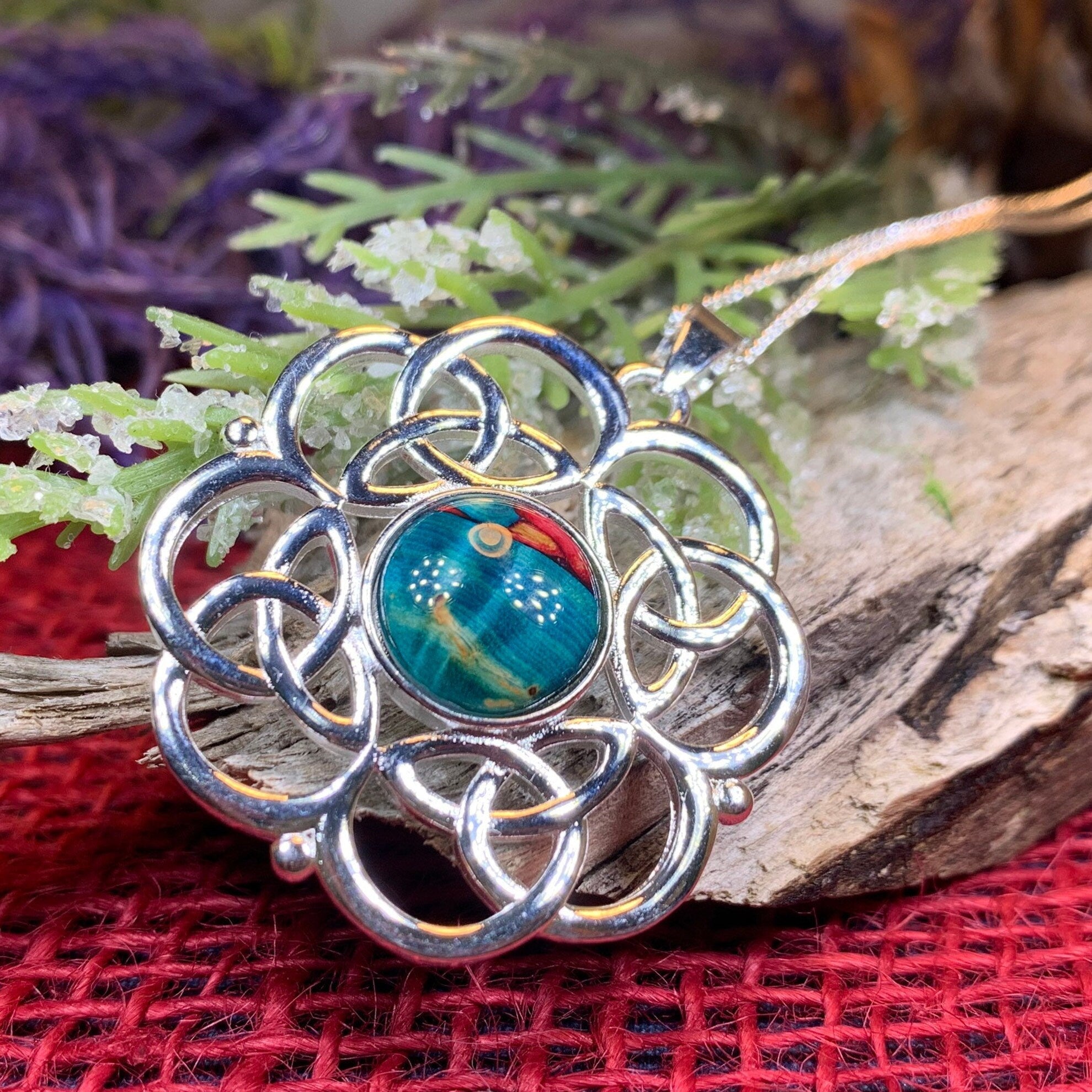 Heathergems Celtic Knot Necklace
