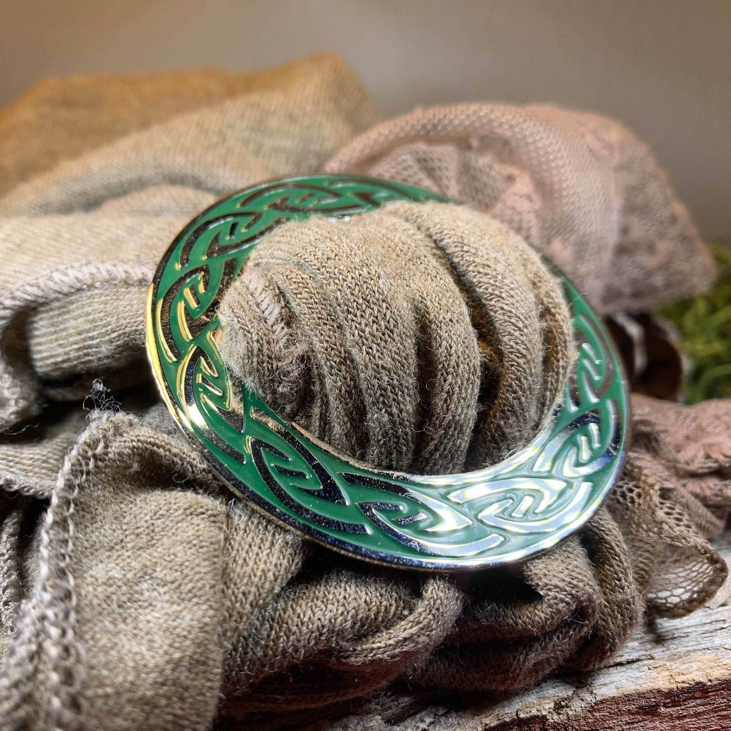Mayfield Celtic Knot Scarf Ring - 