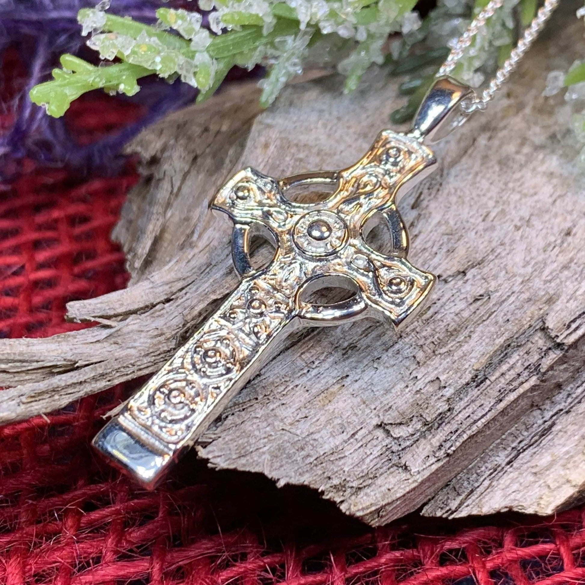Kildalton Scottish Celtic Cross Necklace - 18