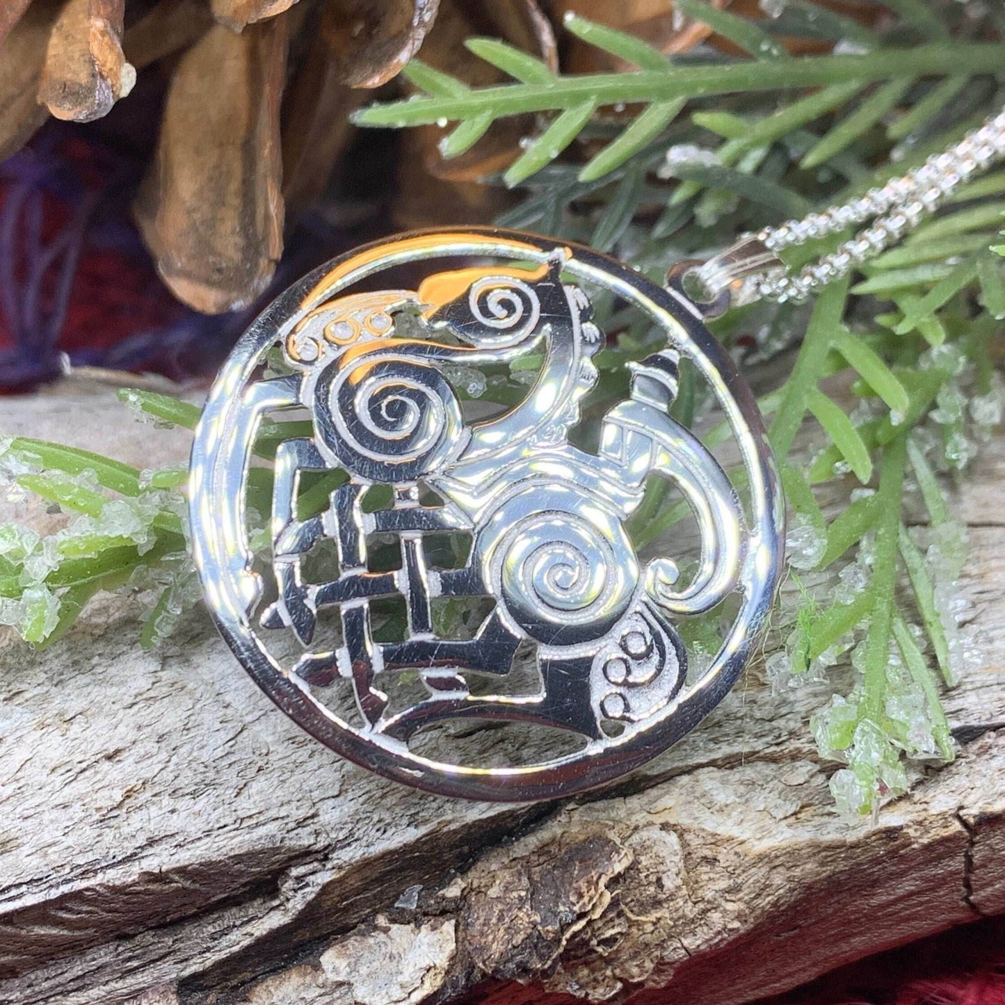 Sleipnir Norse Necklace - 18