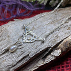 Neamhnaid Celtic Knot Pearl Necklace - 