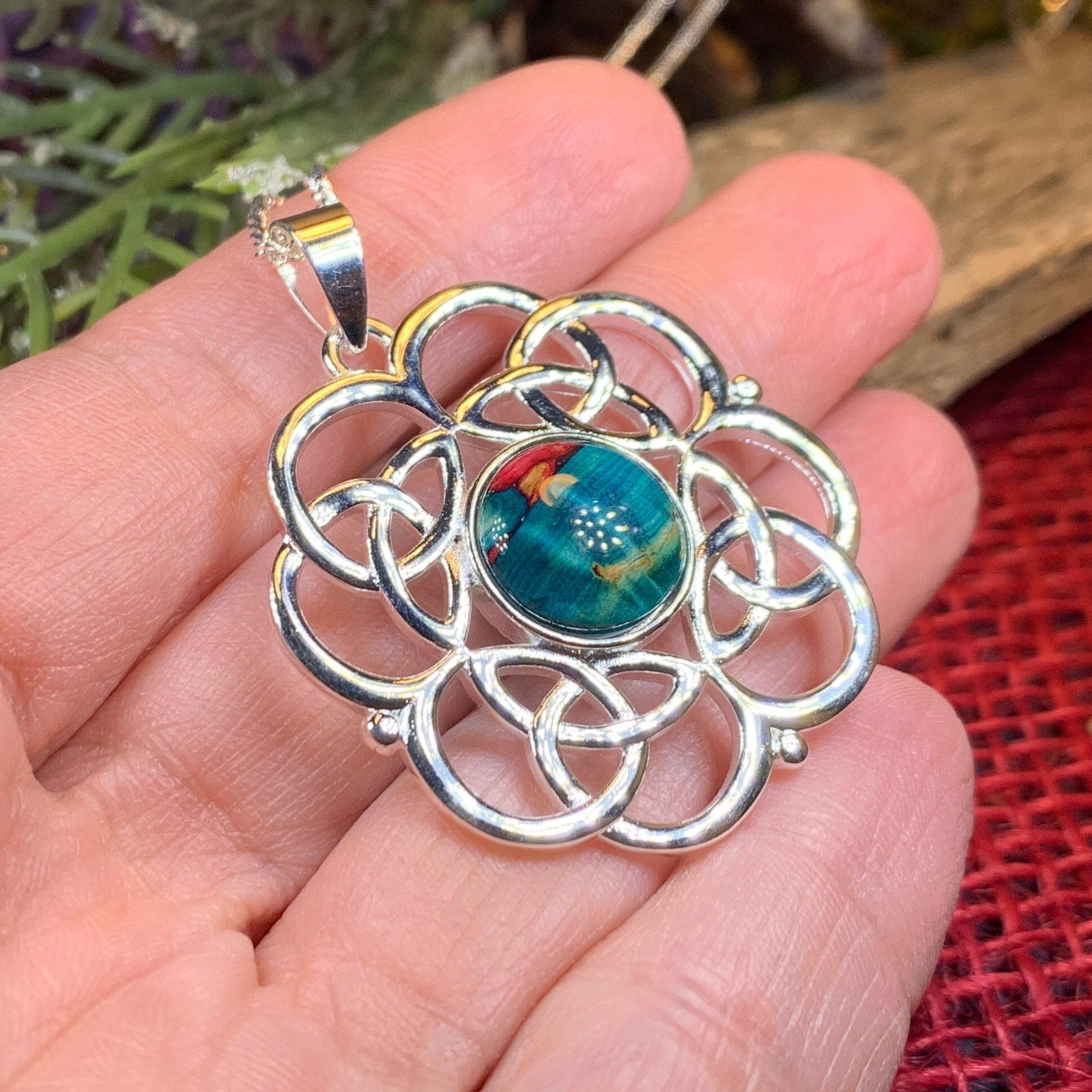 Heathergems Celtic Knot Necklace