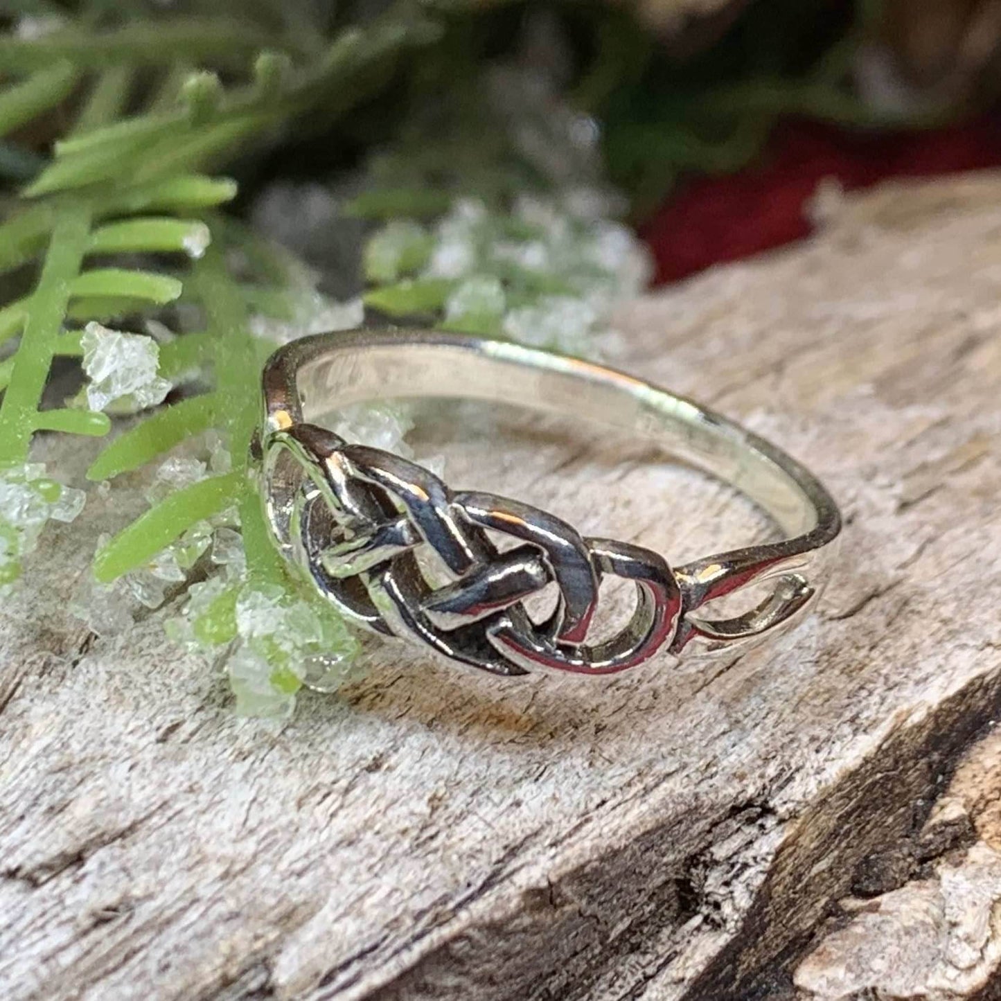 Simplicity Celtic Knot Ring - 6