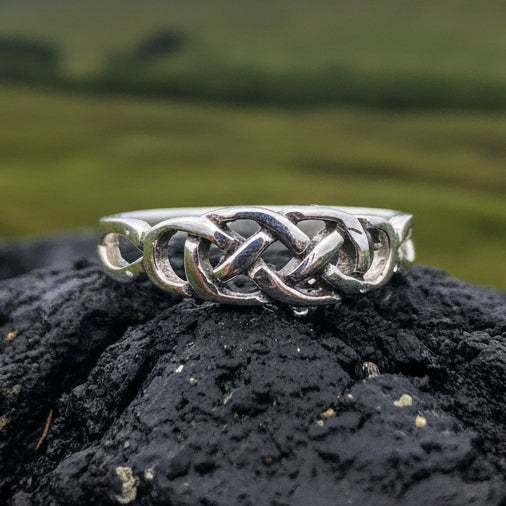 Simplicity Celtic Knot Ring